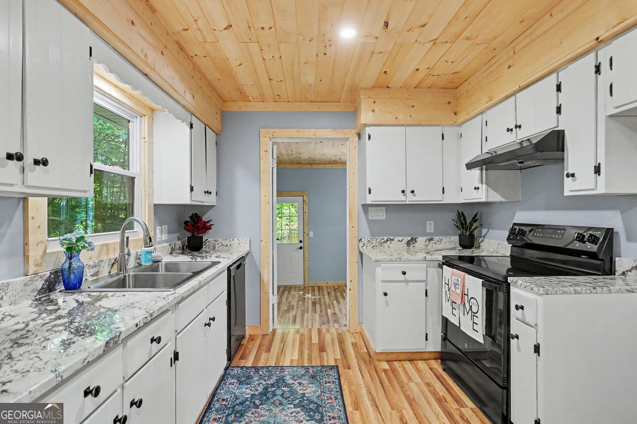 3 bedroom, 2 bathroom, 1,350 sq ft single family residence for sale at 55 Wallace Street, Clayton, GA 30525 — photo 9