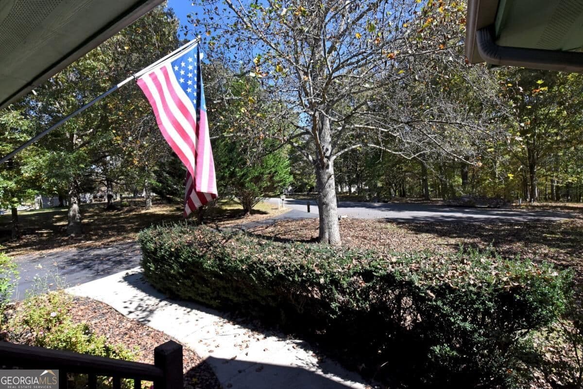 4 bedroom, 3 bathroom, 4,114 sq ft single family residence for sale at 154 Kiloran Way 21, Blairsville, GA 30512 — photo 7
