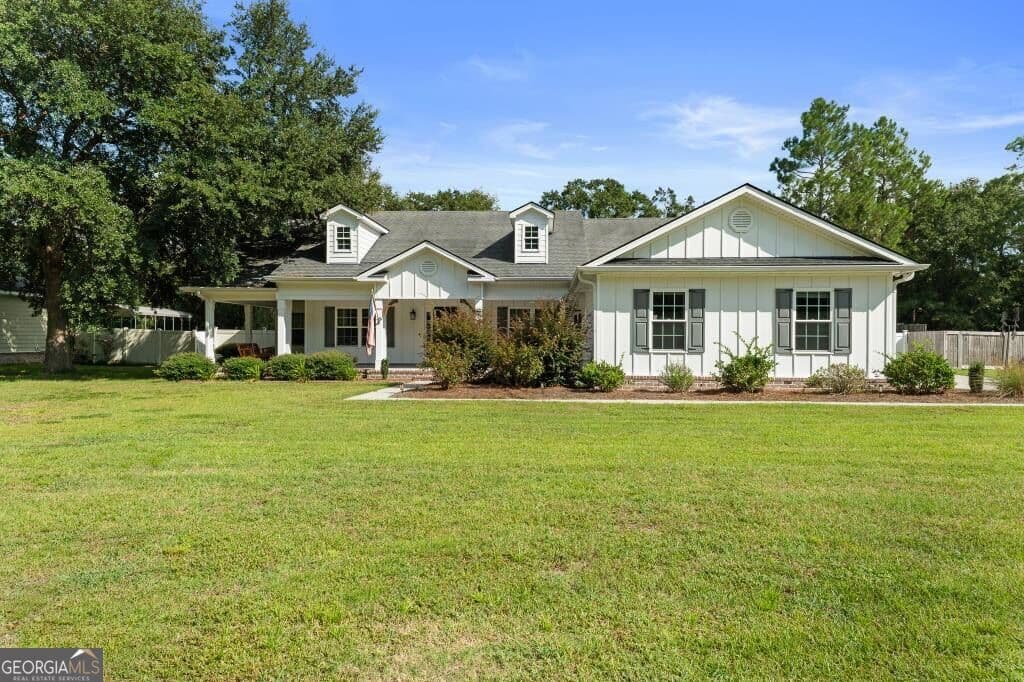 3 bedroom, 2.5 bathroom, 2,633 sq ft single family residence for sale at 221 Zittrouer Road, Guyton, GA 31312