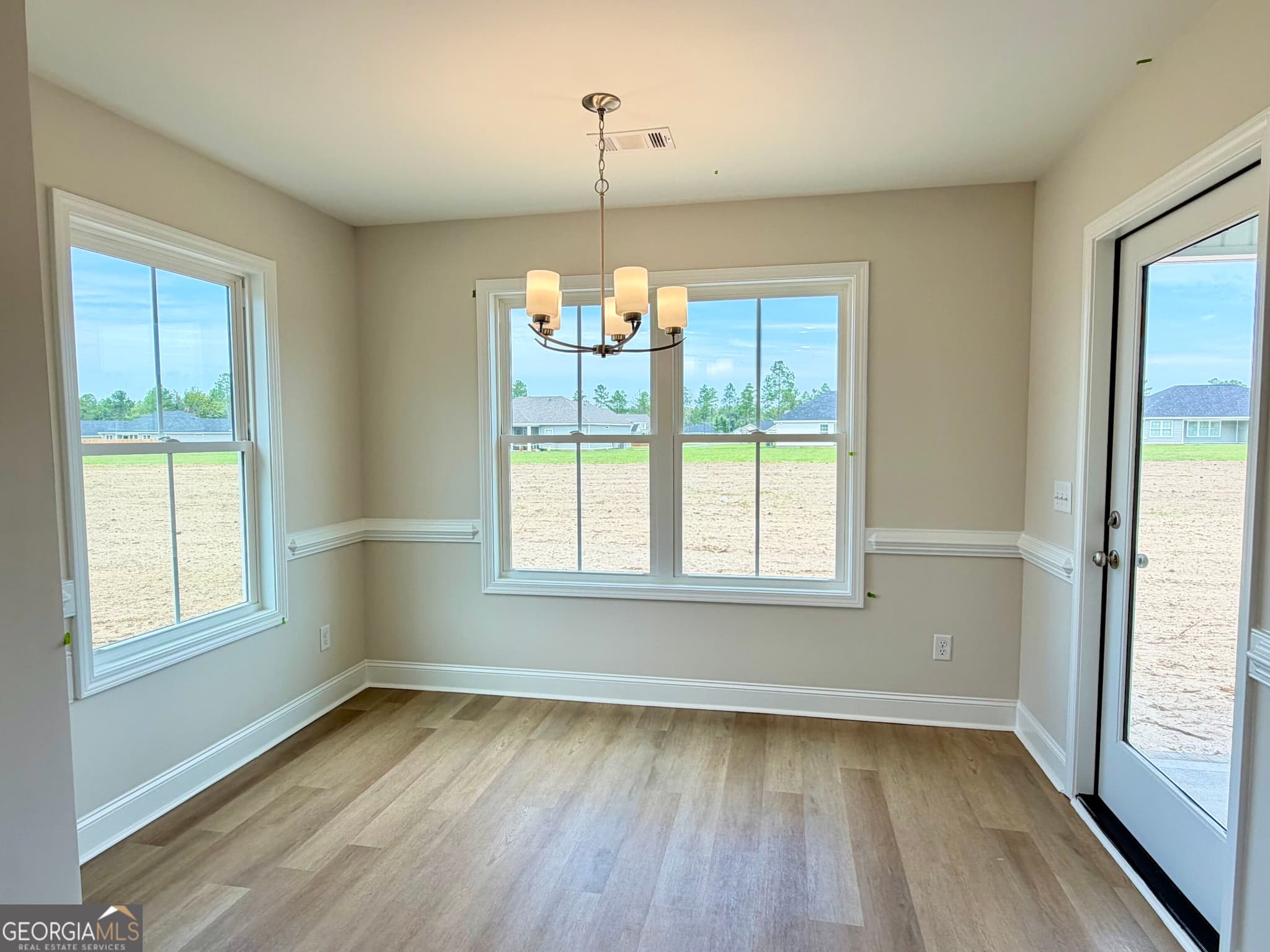 3 bedroom, 2 bathroom, 1,430 sq ft single family residence under contract at 668 Belfast Loop LOT 186, Ellabell, GA 31308 — photo 10