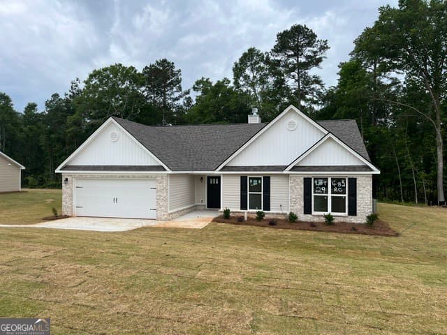 4 bedroom, 2.5 bathroom, 2,295 sq ft single family residence for sale at 482 Riley Circle, Milledgeville, GA 31061 — photo 2