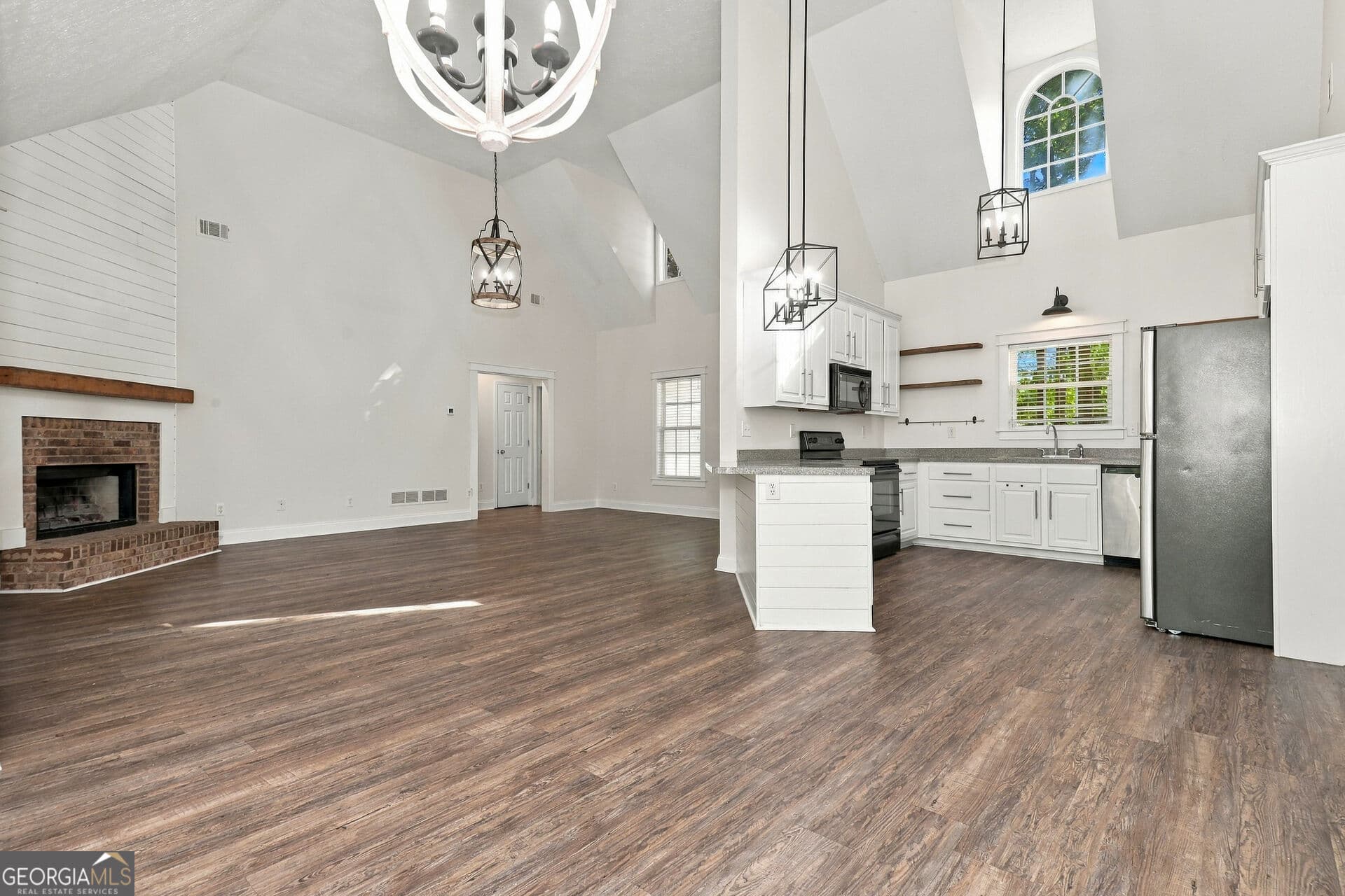 4 bedroom, 2 bathroom, 2,006 sq ft single family residence for sale at 101 Loam Drive, Mcdonough, GA 30252 — photo 6