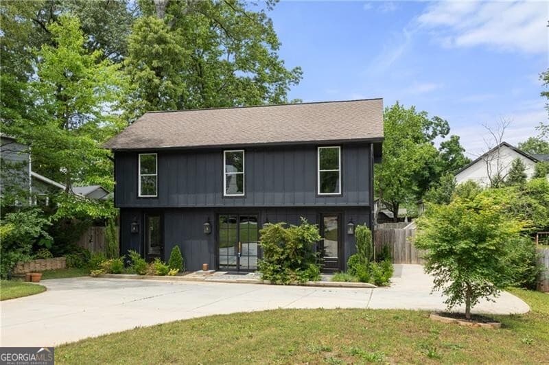 4 bedroom, 2.5 bathroom, 2,327 sq ft single family residence sold at 2824 Tupelo Street, Atlanta, GA 30317