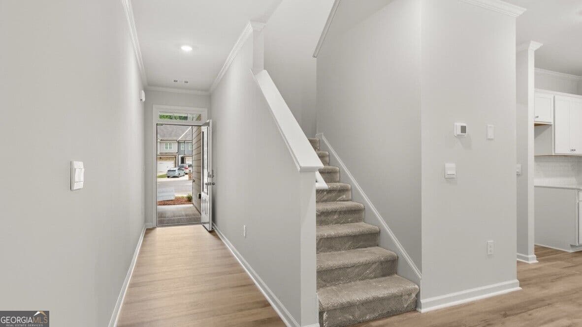 3 bedroom, 2.5 bathroom, 1,857 sq ft townhouse for sale at 6525 Parsons Street, Flowery Branch, GA 30542 — photo 3