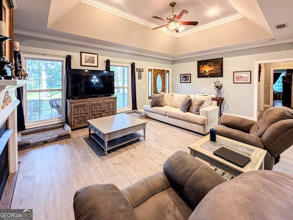 3 bedroom, 2.5 bathroom, 2,504 sq ft single family residence for sale at 353 Alapaha River Drive, Alapaha, GA 31622 — photo 7