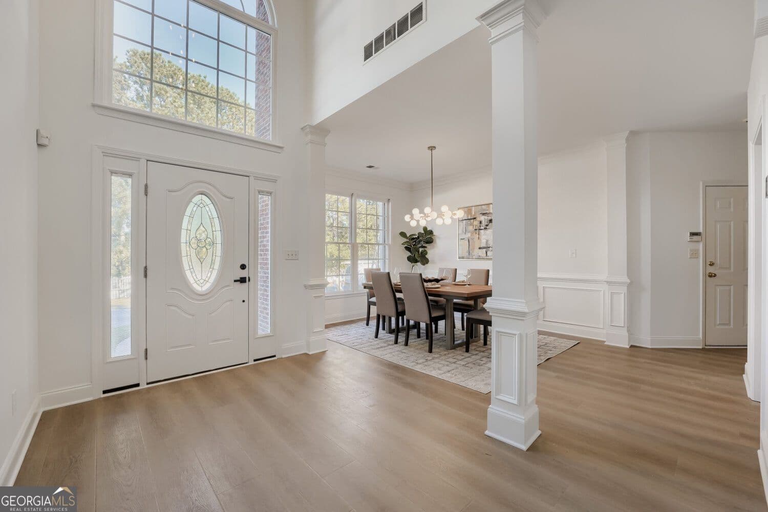 4 bedroom, 4 bathroom, 2,595 sq ft single family residence for sale at 3728 Ramsey Drive, Marietta, GA 30062 — photo 4