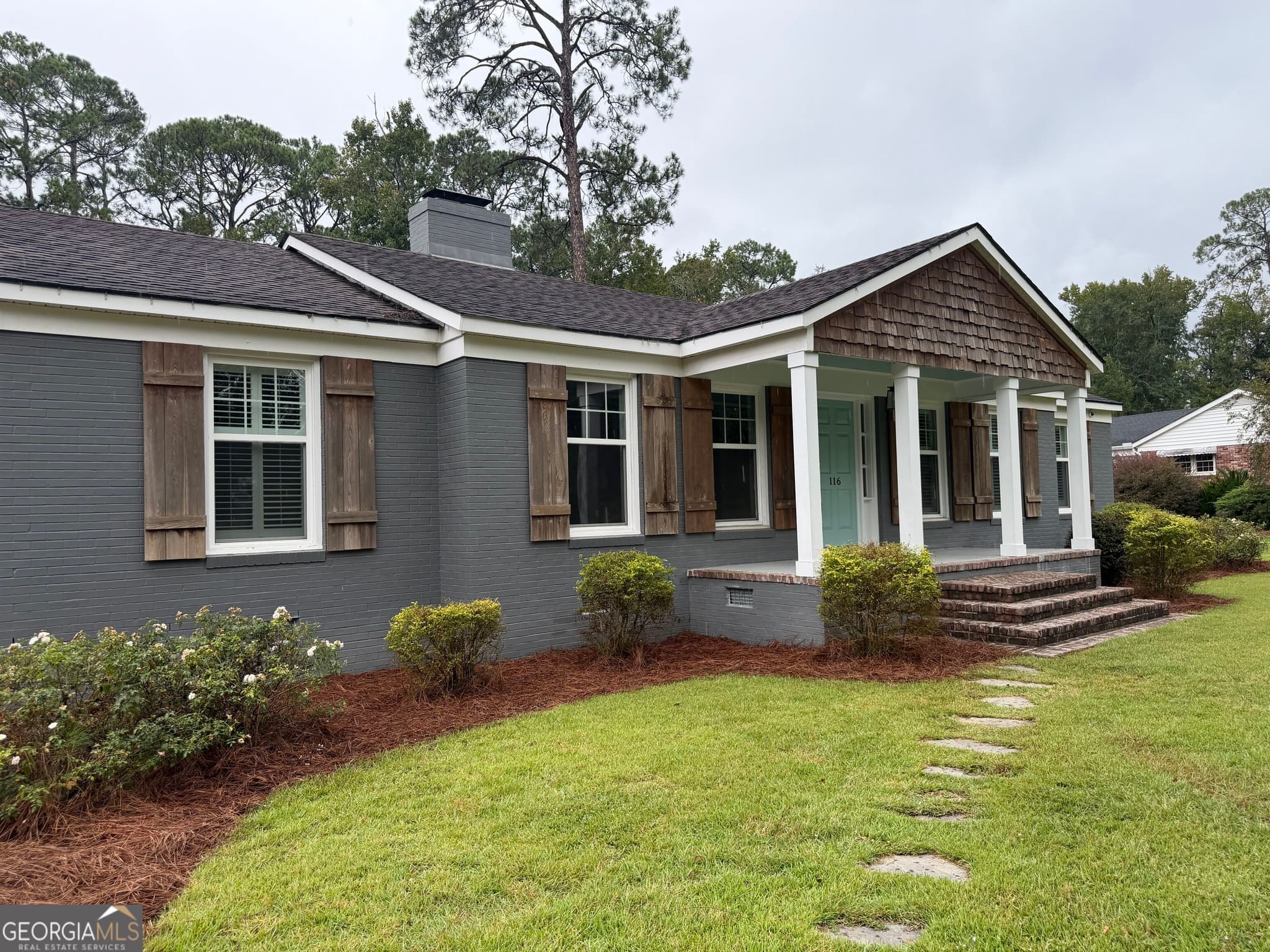 4 bedroom, 2 bathroom, 2,011 sq ft single family residence for sale at 116 Simmons Road, Statesboro, GA 30458 — photo 2