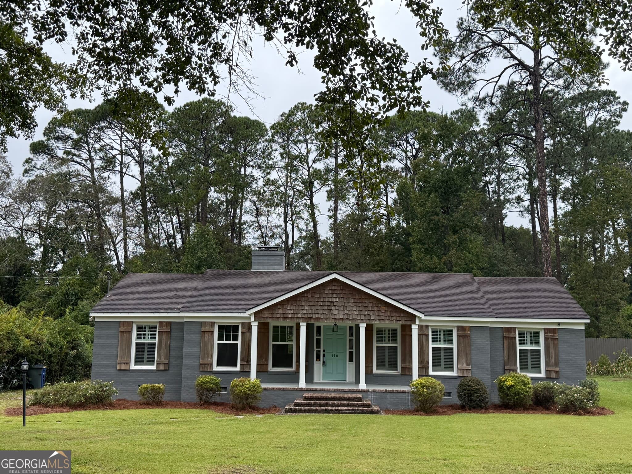 4 bedroom, 2 bathroom, 2,011 sq ft single family residence for sale at 116 Simmons Road, Statesboro, GA 30458 — photo 1 of 25