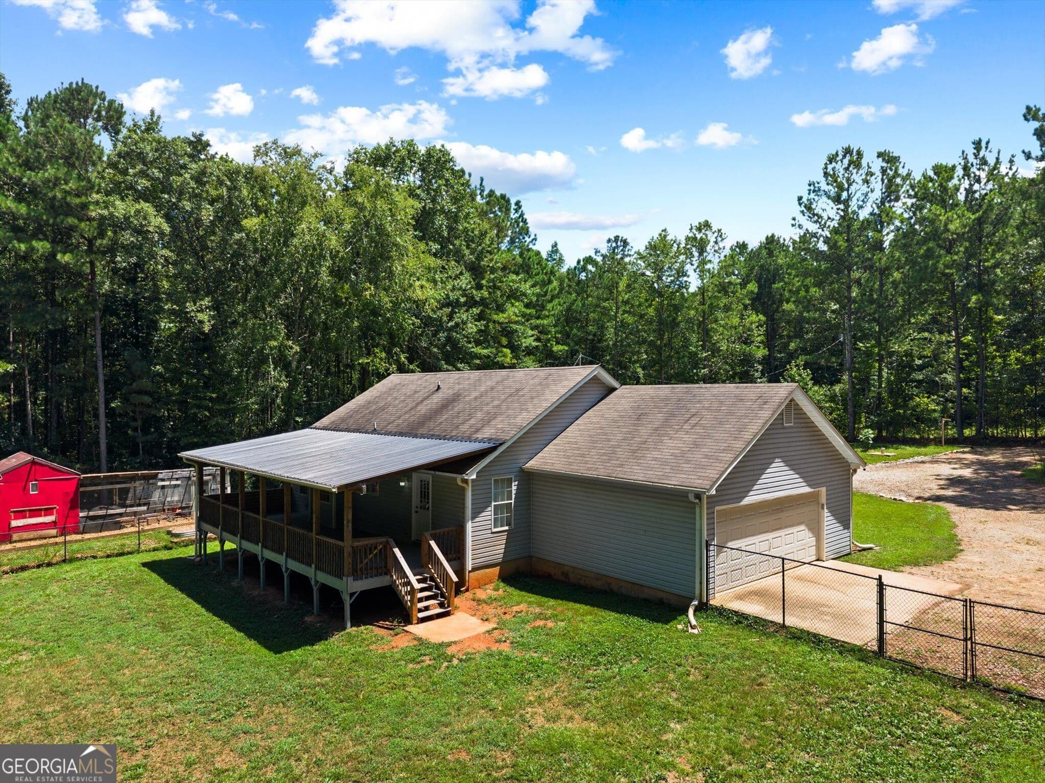 3 bedroom, 2 bathroom, 1,299 sq ft single family residence for sale at 190 Smoak Field Road, Griffin, GA 30223 — photo 6