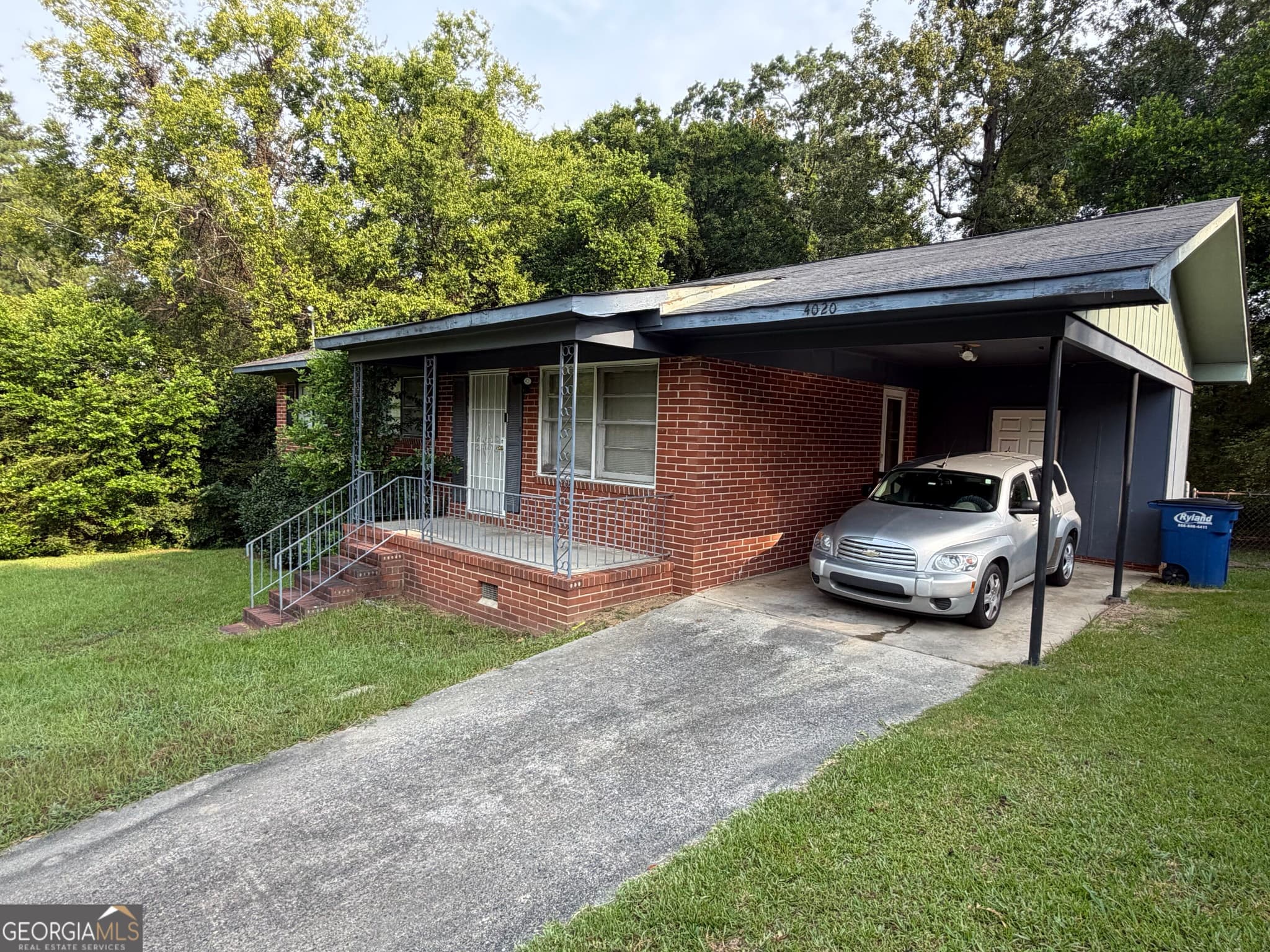 3 bedroom, 1.5 bathroom, 1,000 sq ft single family residence for sale at 4020 Lindwood Drive, Macon, GA 31206 — photo 5