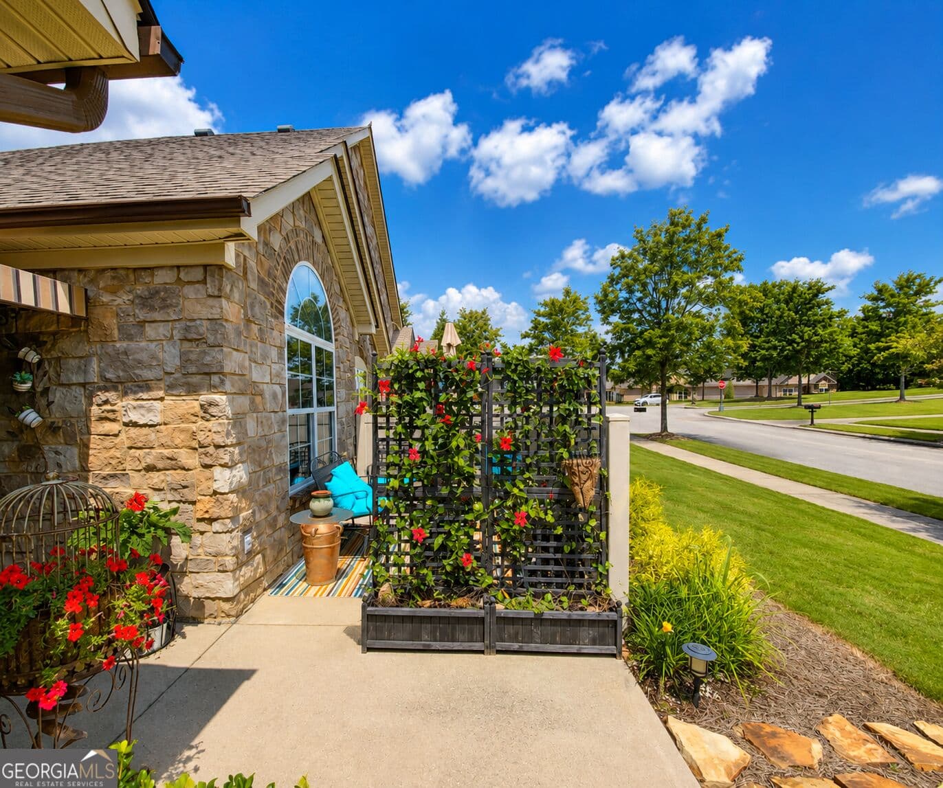 2 bedroom, 2 bathroom, 1,744 sq ft condominium for sale at 1663 Sedgefield Drive, Ooltewah, TN 37363 — photo 5