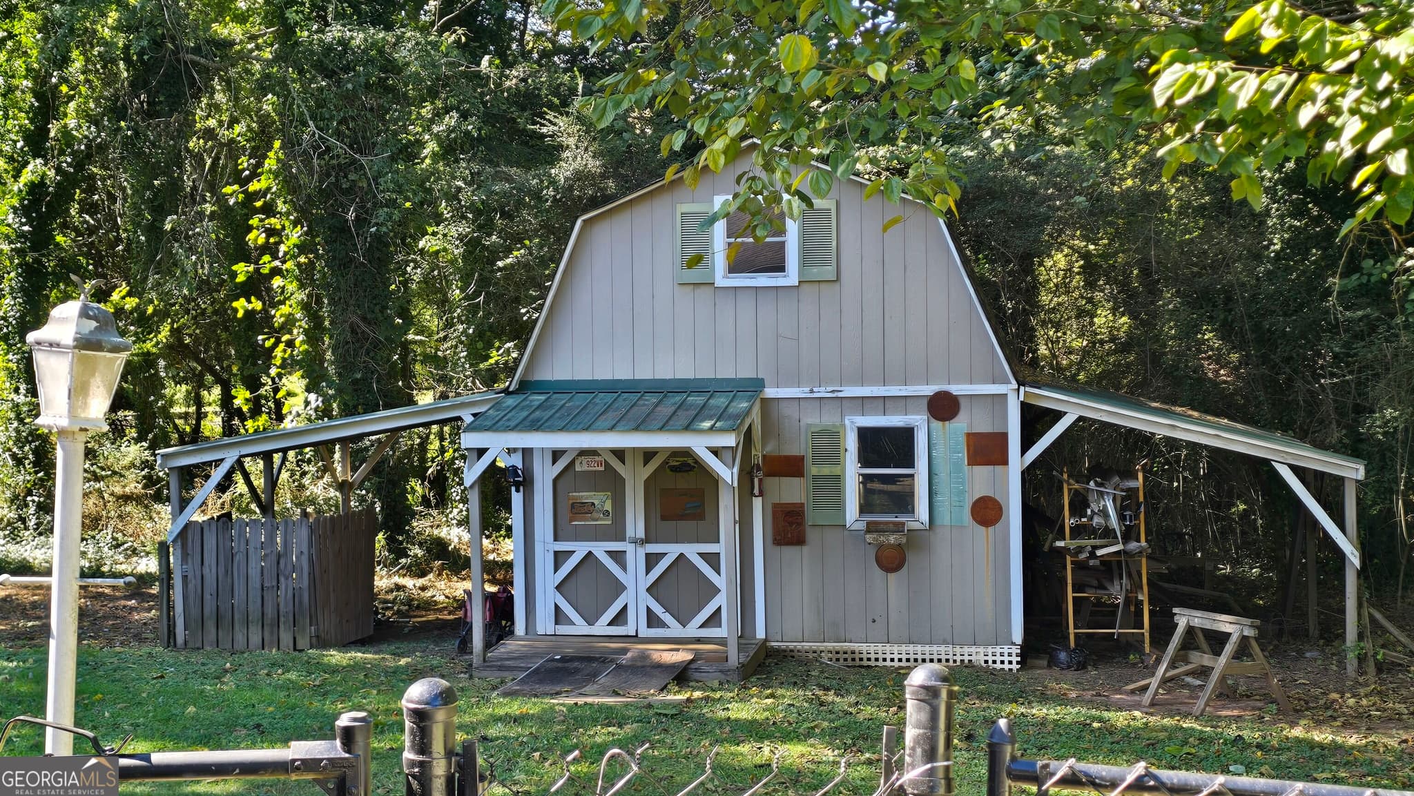 3 bedroom, 2 bathroom, 1,258 sq ft single family residence for sale at 1413 Flat Rock Road, Stockbridge, GA 30281 — photo 2