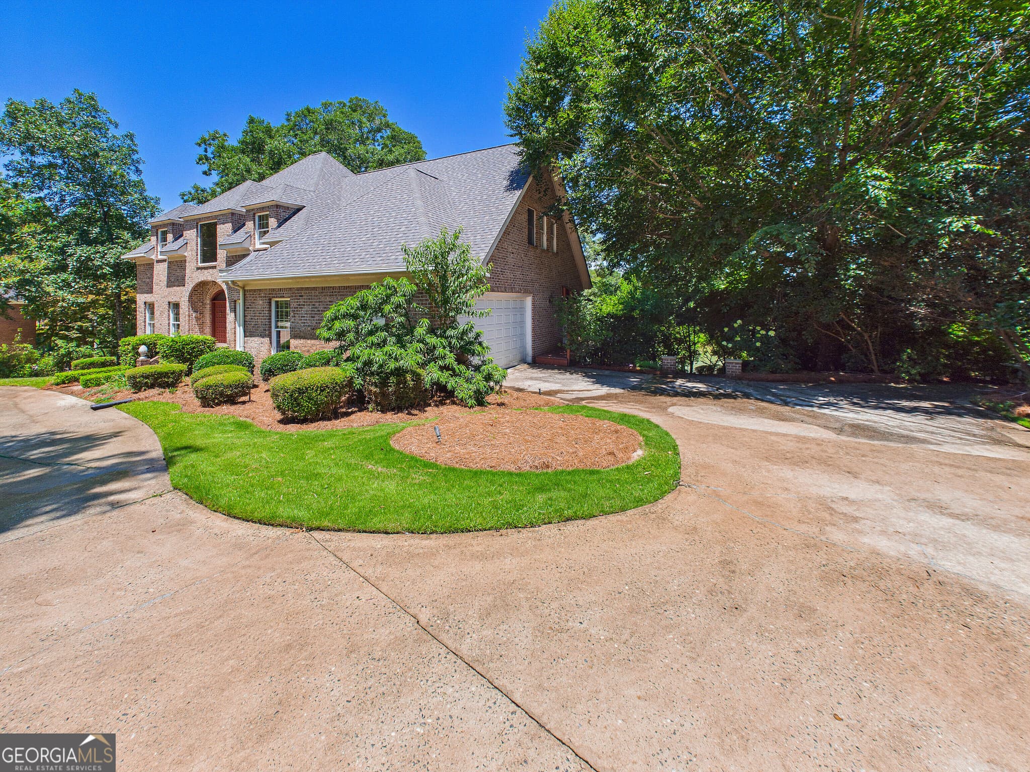 4 bedroom, 4 bathroom, 3,629 sq ft single family residence for sale at 114 Holly Drive, Warner Robins, GA 31088 — photo 5