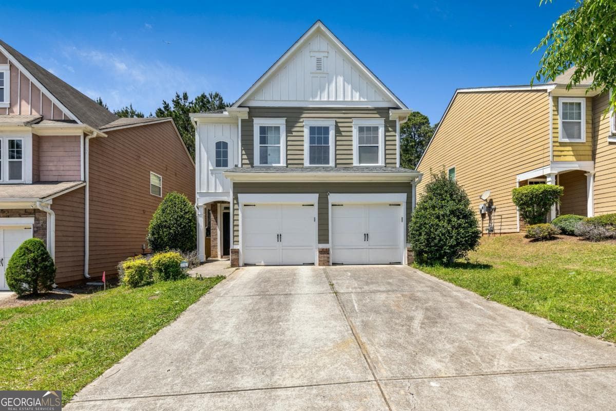 3 bedroom, 2.5 bathroom, 1,817 sq ft single family residence sold at 7705 Bellmist Drive, Fairburn, GA 30213