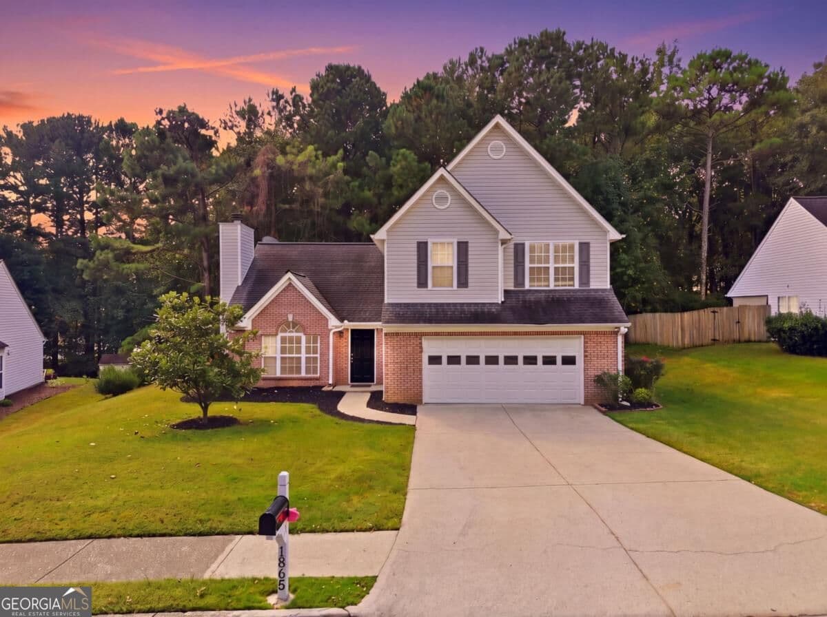 4 bedroom, 3 bathroom, 1,949 sq ft single family residence for sale at 1865 Heatherton Road, Dacula, GA 30019 — photo 3