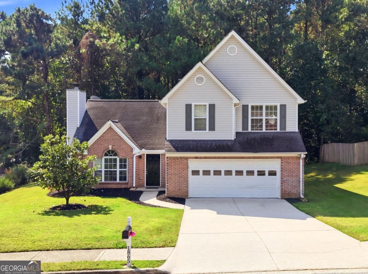 4 bedroom, 3 bathroom, 1,949 sq ft single family residence for sale at 1865 Heatherton Road, Dacula, GA 30019 — photo 1 of 49