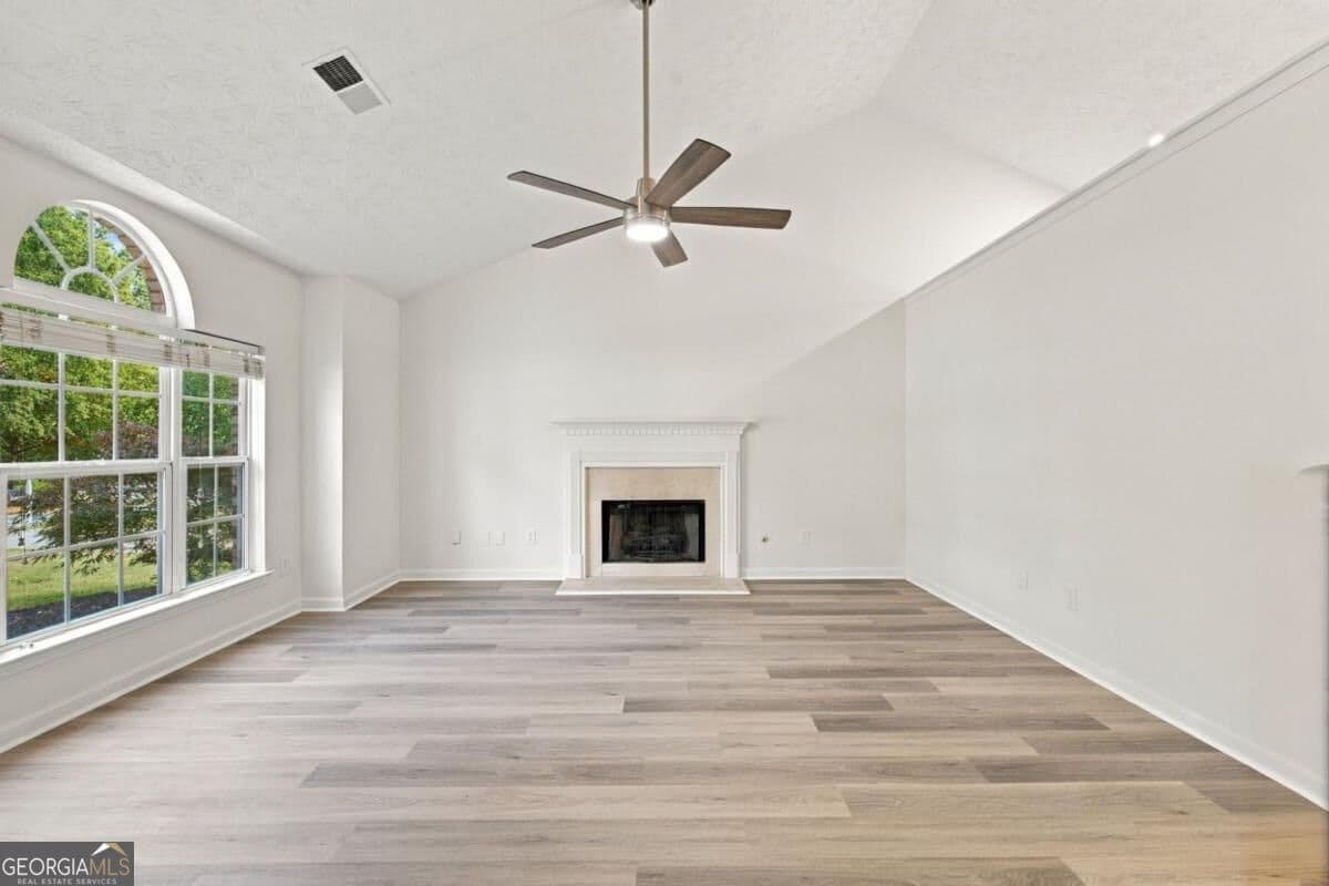 4 bedroom, 3 bathroom, 1,949 sq ft single family residence for sale at 1865 Heatherton Road, Dacula, GA 30019 — photo 8