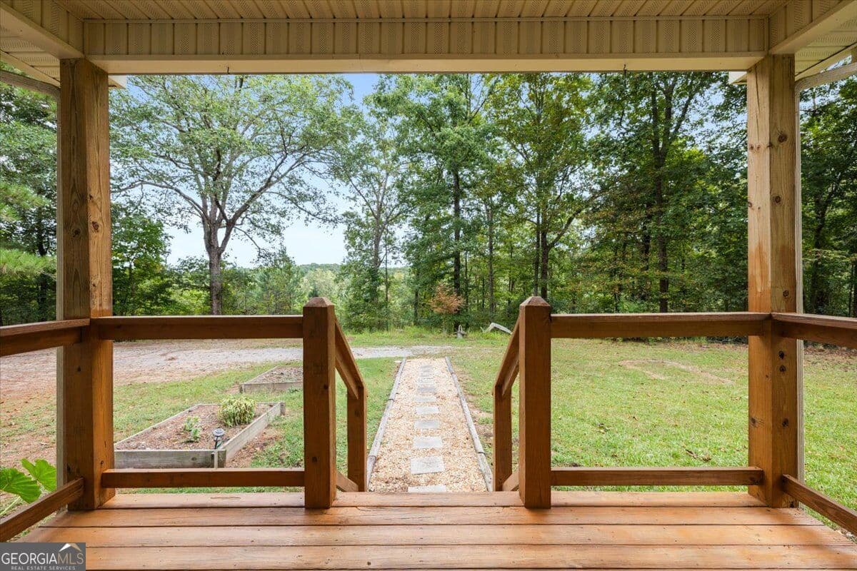 5 bedroom, 2 bathroom, 2,272 sq ft single family residence for sale at 1293 Bronco Road, Lafayette, GA 30728 — photo 2