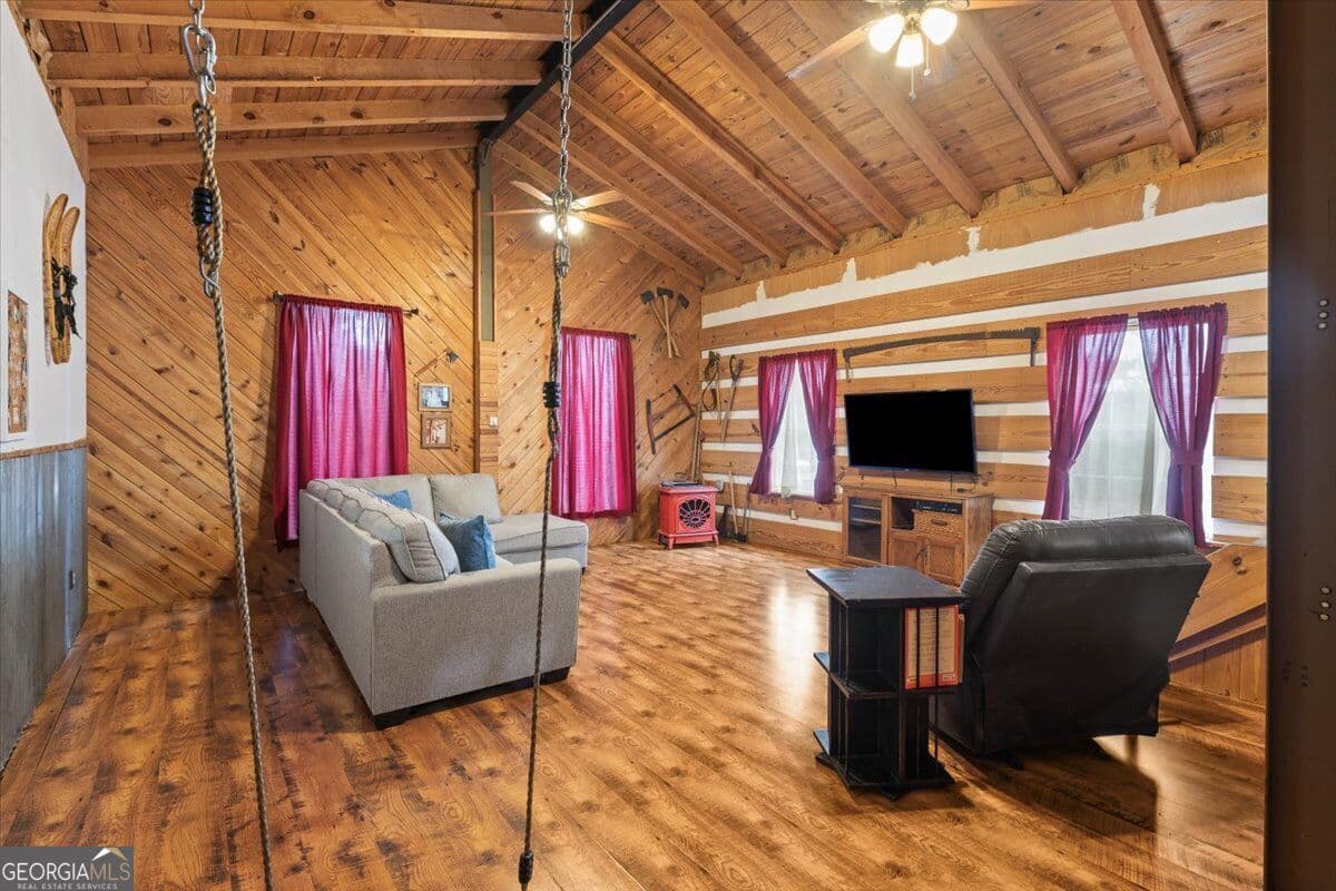 5 bedroom, 2 bathroom, 2,272 sq ft single family residence for sale at 1293 Bronco Road, Lafayette, GA 30728 — photo 7