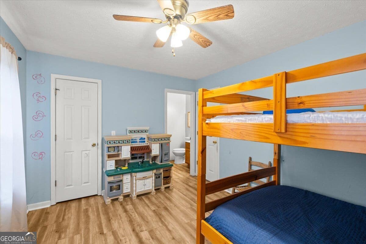 5 bedroom, 2 bathroom, 2,272 sq ft single family residence for sale at 1293 Bronco Road, Lafayette, GA 30728 — photo 9