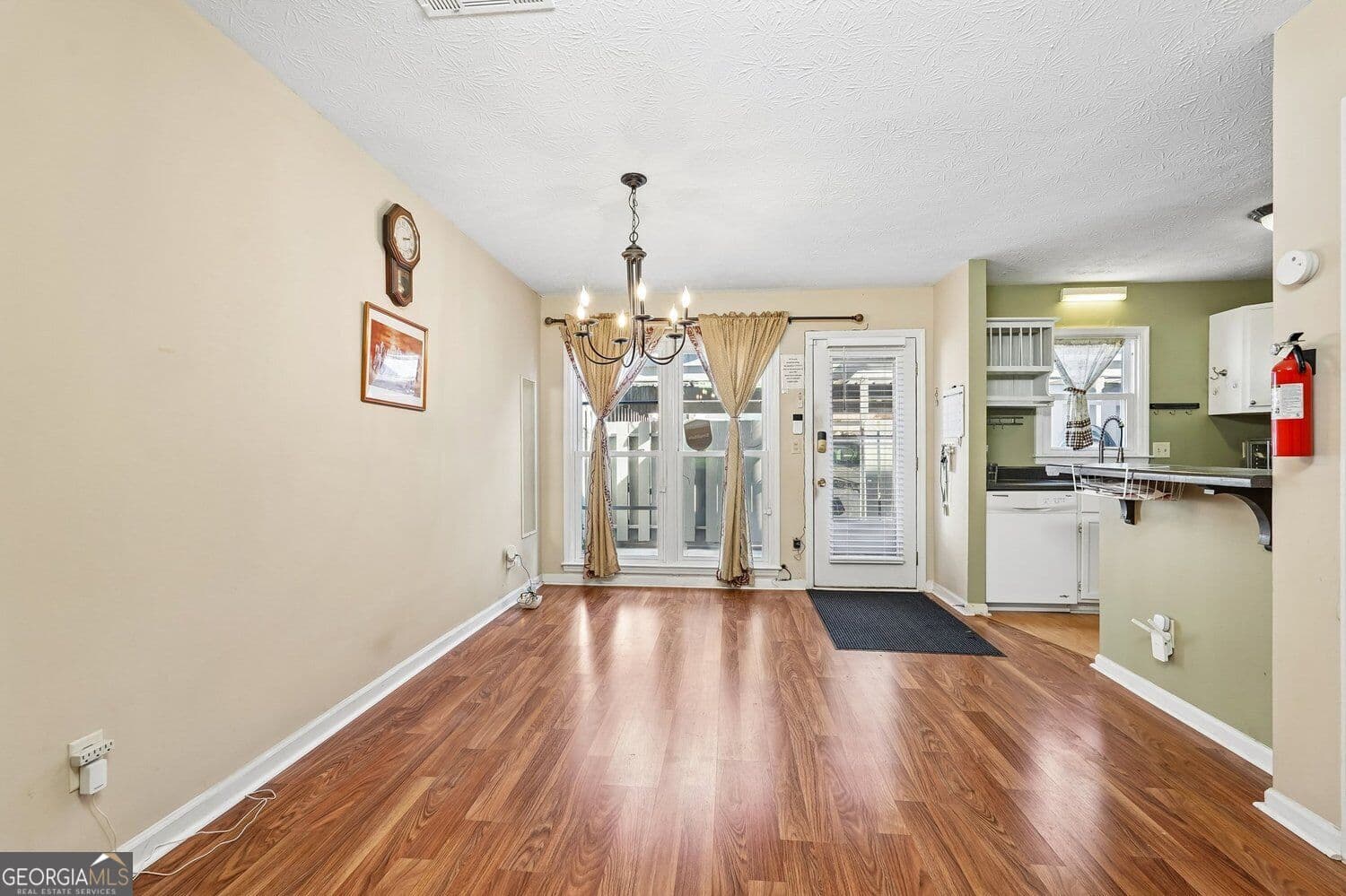 2 bedroom, 2.5 bathroom, 1,280 sq ft townhouse for sale at 4156 Darby Way, Duluth, GA 30096 — photo 8