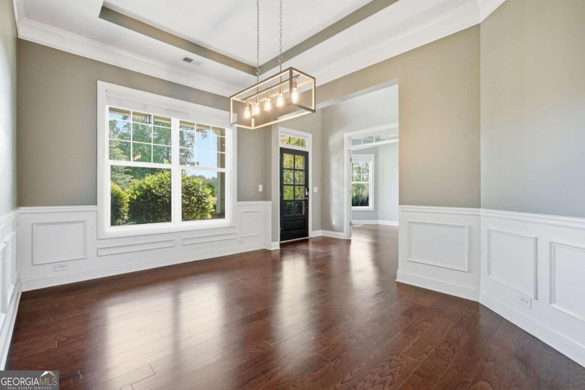 5 bedroom, 4 bathroom, 3,912 sq ft single family residence for sale at 4529 Summersweet Drive, Marietta, GA 30066 — photo 6