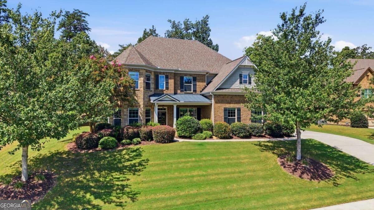 5 bedroom, 4 bathroom, 3,912 sq ft single family residence for sale at 4529 Summersweet Drive, Marietta, GA 30066 — photo 1 of 53