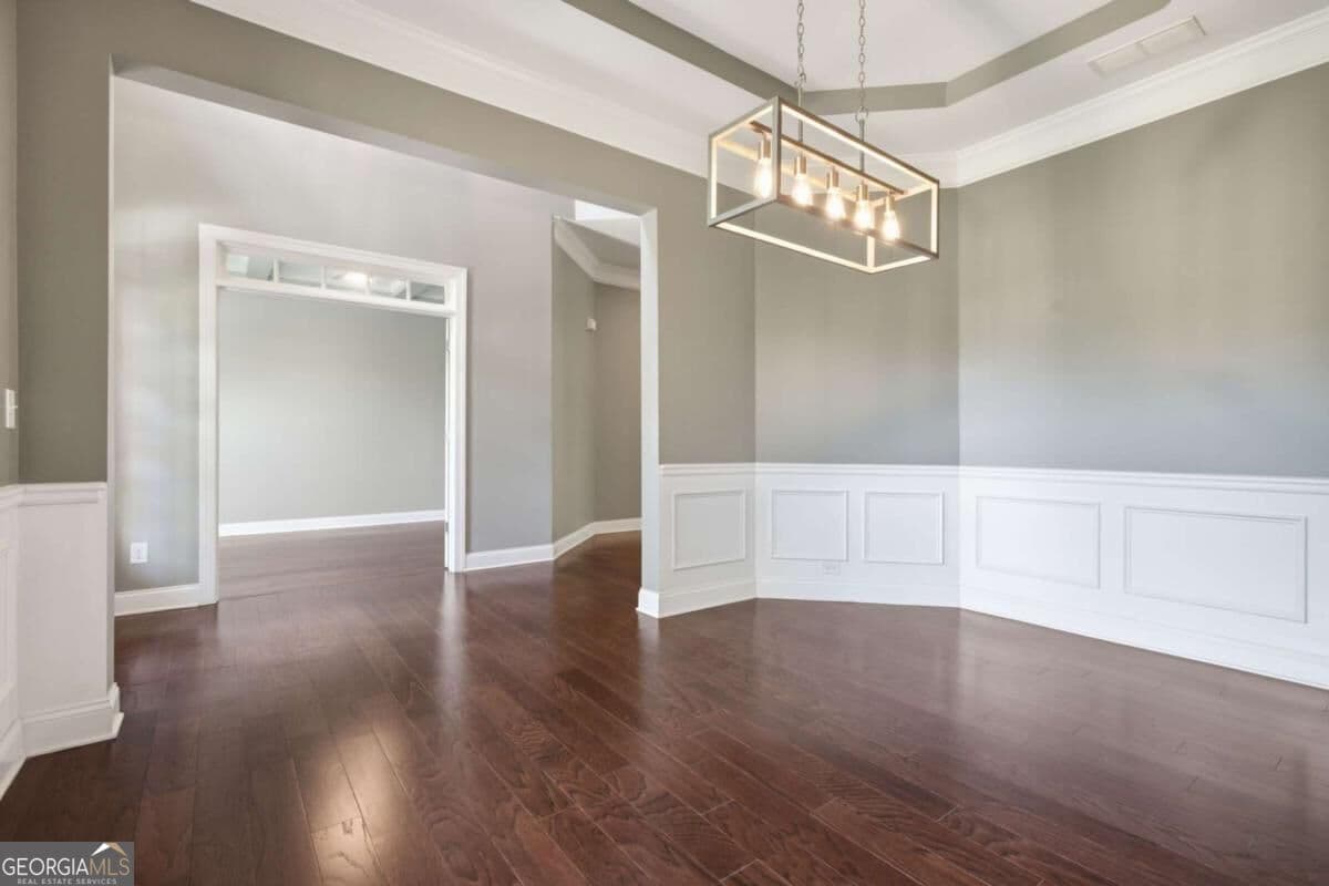 5 bedroom, 4 bathroom, 3,912 sq ft single family residence for sale at 4529 Summersweet Drive, Marietta, GA 30066 — photo 5