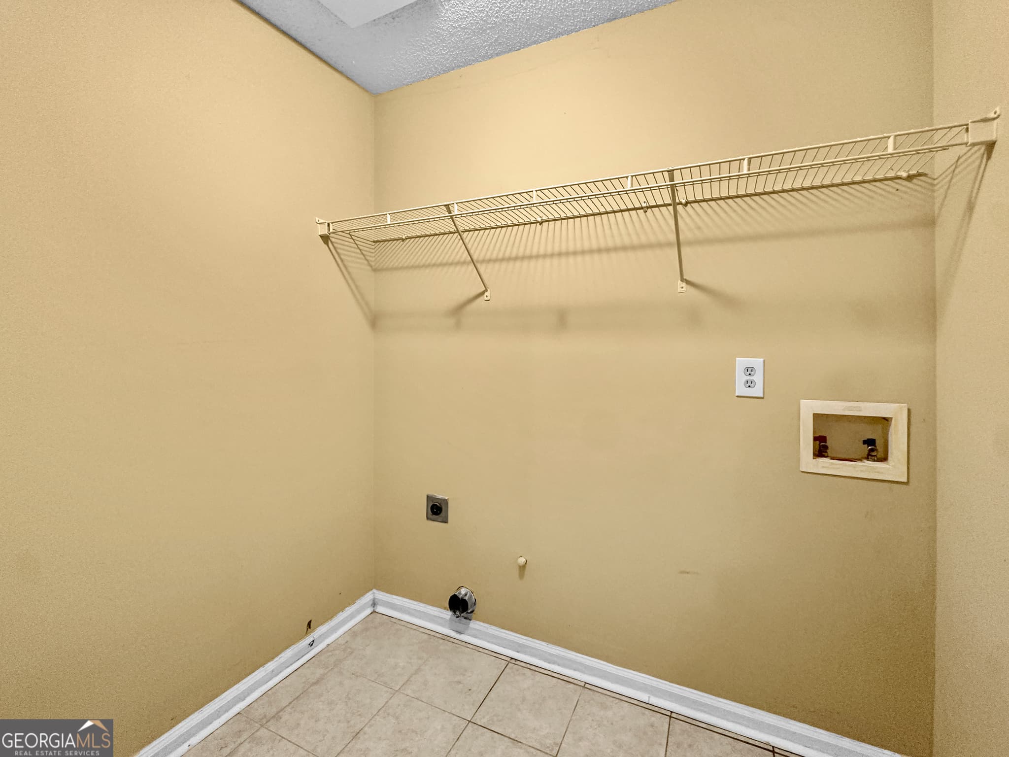 4 bedroom, 2.5 bathroom, 3,684 sq ft single family residence for rent at 10761 Tara Village Way, Jonesboro, GA 30238 for $2,055 a month — photo 8