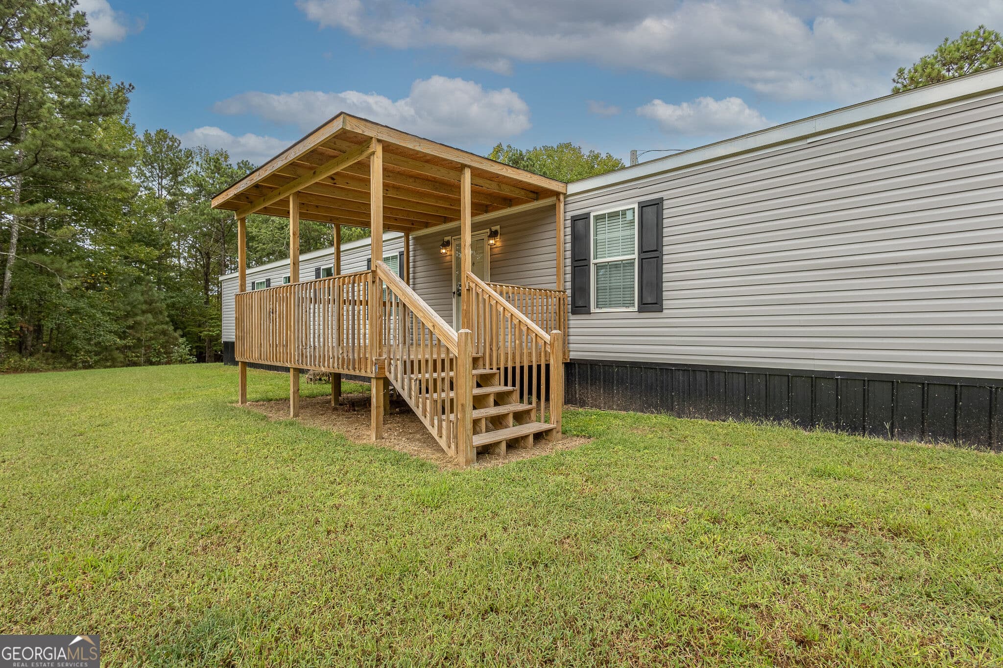 3 bedroom, 2 bathroom, 1,280 sq ft manufactured home,single family residence for sale at 2569 County Road 5, Heflin, AL 36264 — photo 3