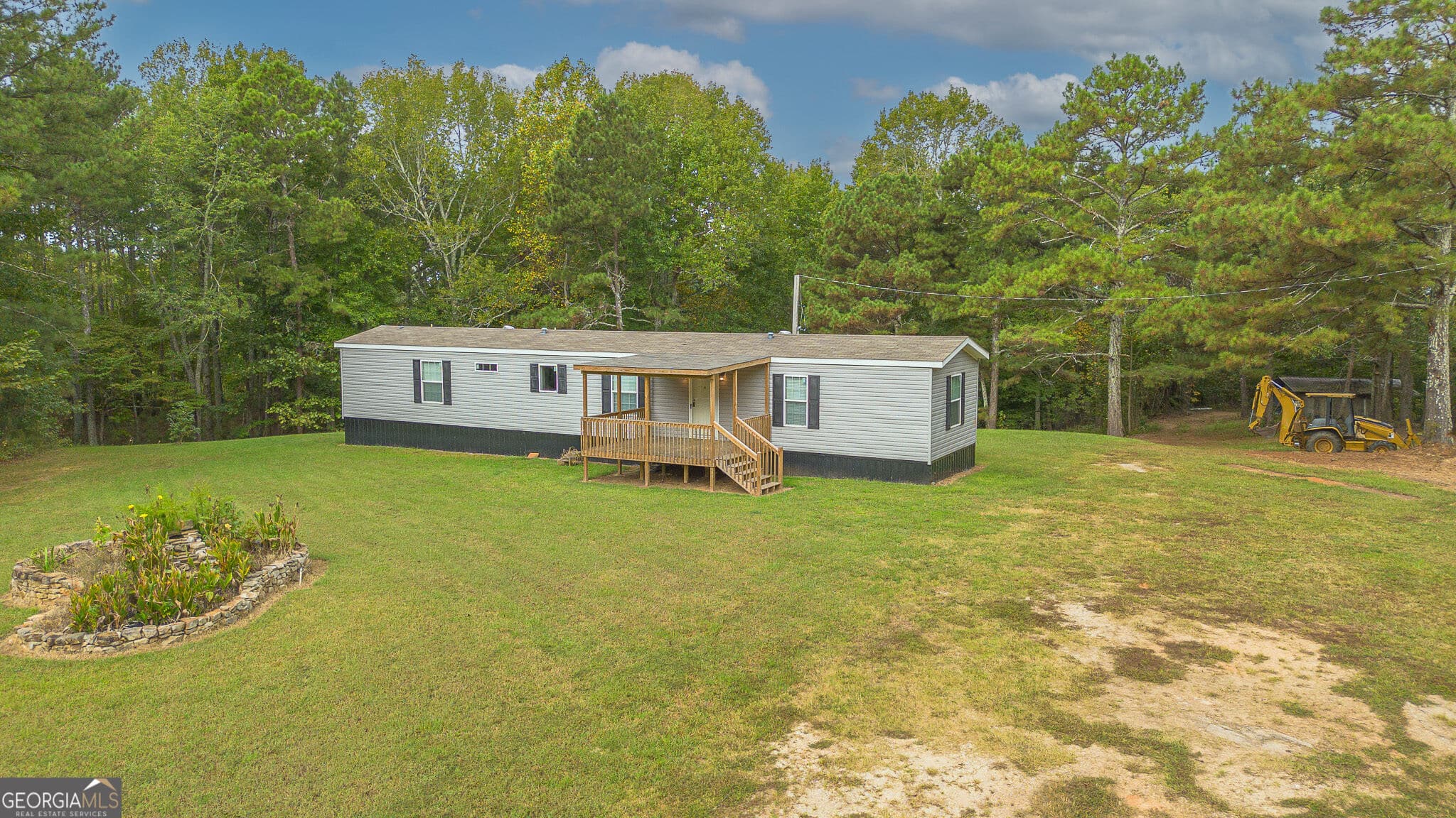 3 bedroom, 2 bathroom, 1,280 sq ft manufactured home,single family residence for sale at 2569 County Road 5, Heflin, AL 36264