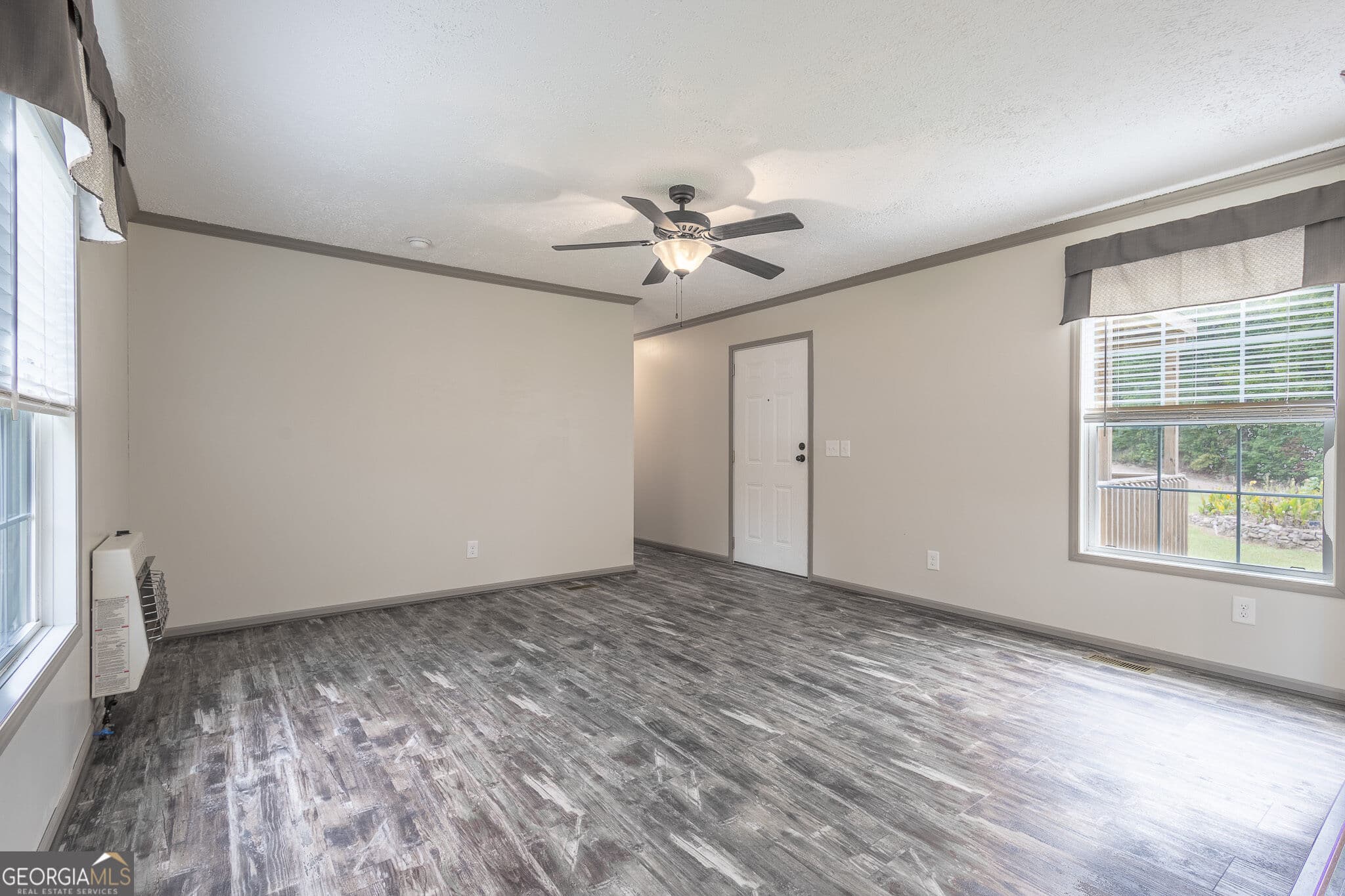 3 bedroom, 2 bathroom, 1,280 sq ft manufactured home,single family residence for sale at 2569 County Road 5, Heflin, AL 36264 — photo 8
