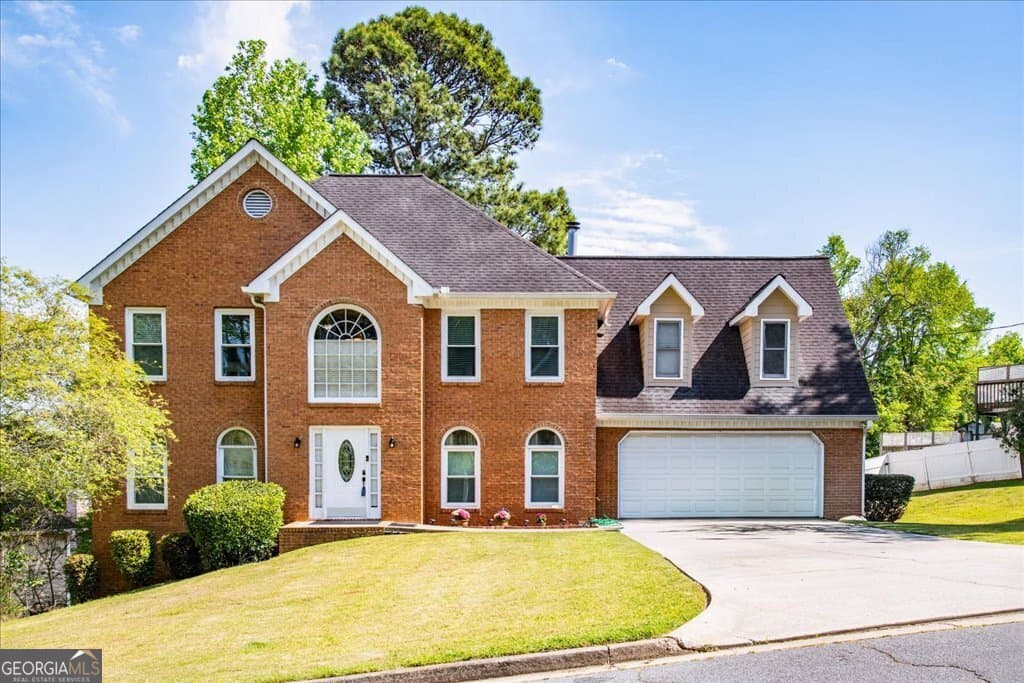 3 bedroom, 3.5 bathroom, 4,007 sq ft single family residence sold at 2253 Carrington Drive, Ellenwood, GA 30294