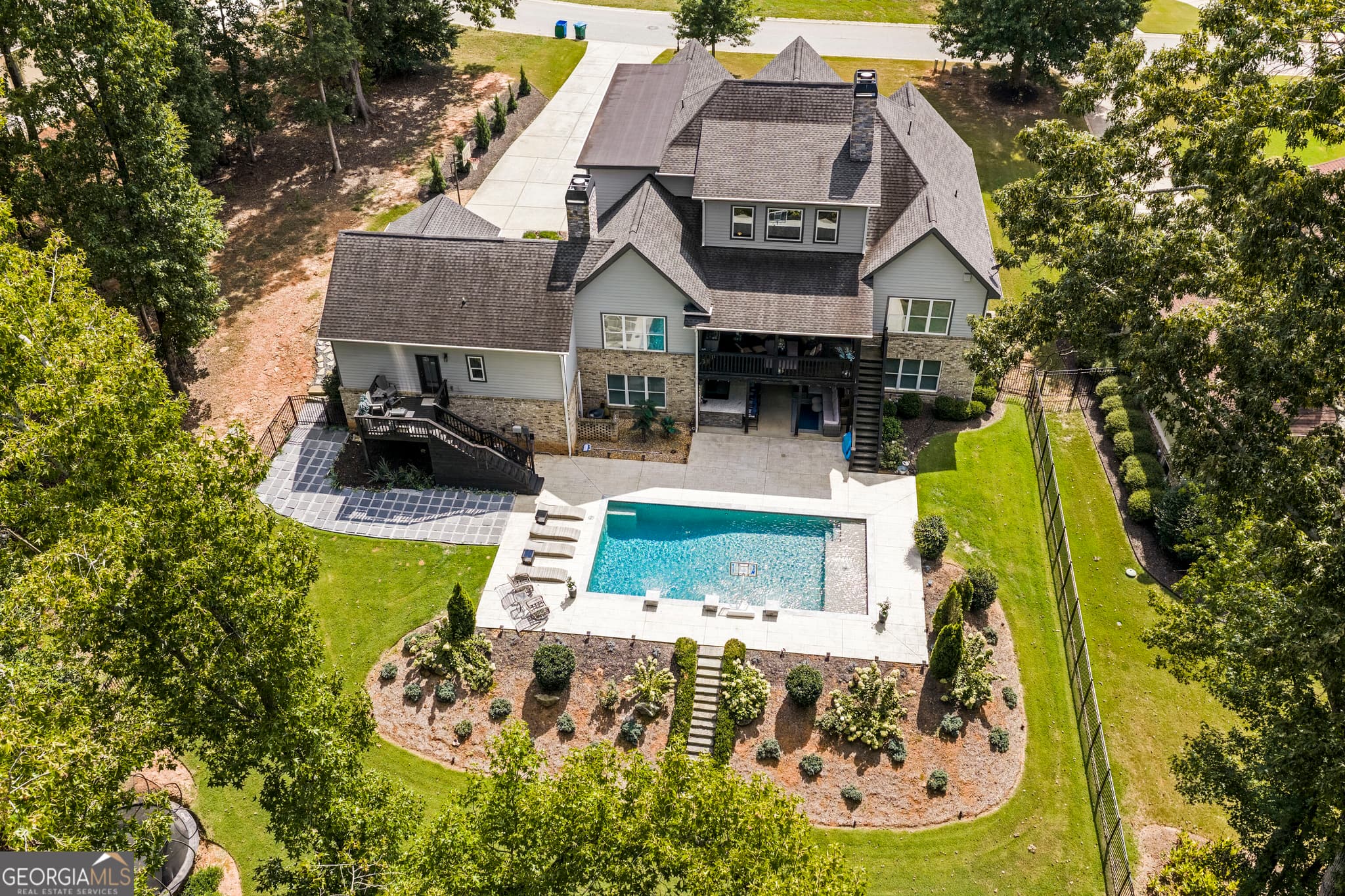 6 bedroom, 5.5 bathroom, 5,127 sq ft single family residence for sale at 2126 Saddle Creek Drive, Jefferson, GA 30549 — photo 3