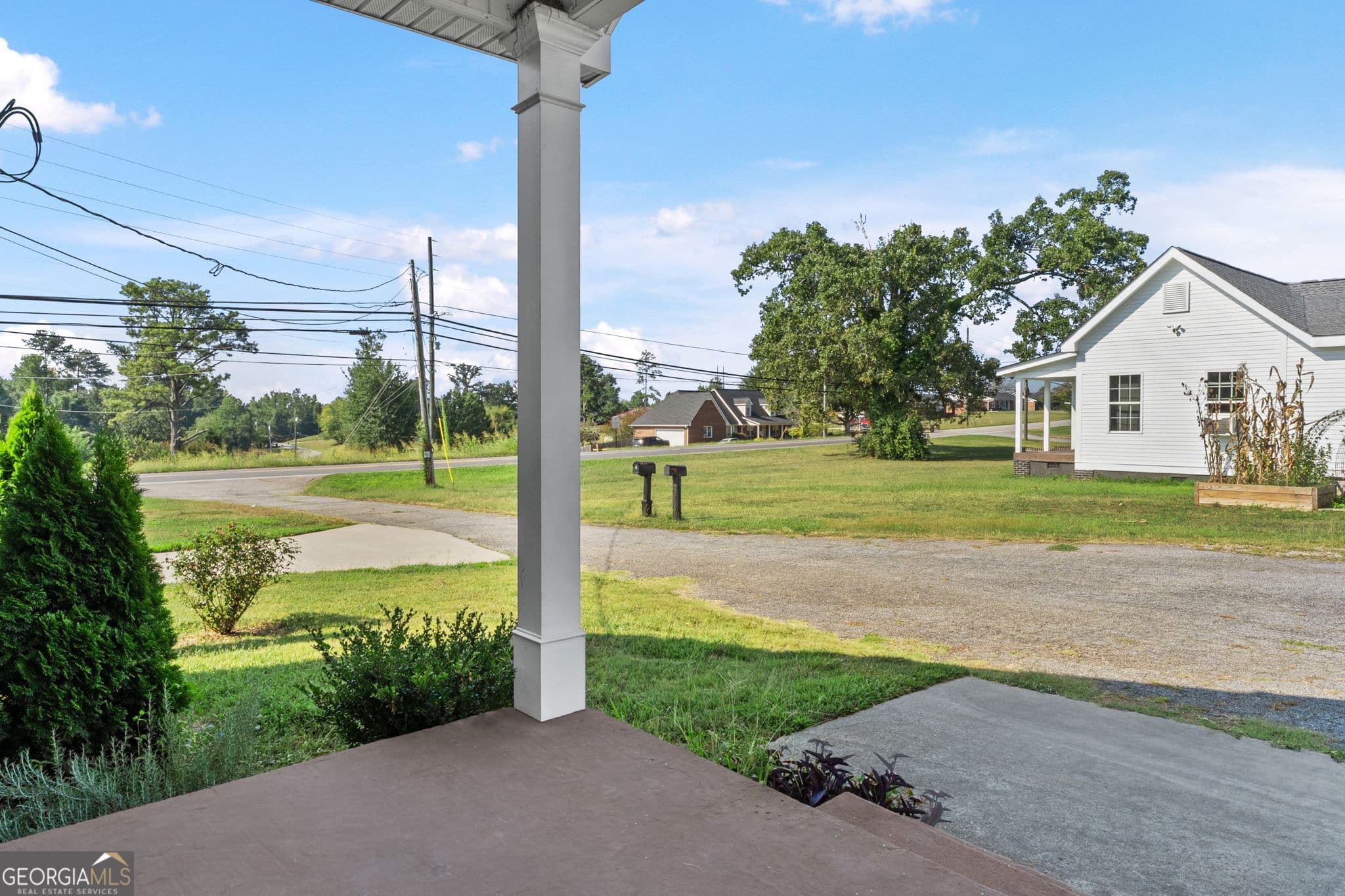 3 bedroom, 2 bathroom, 1,509 sq ft single family residence for sale at 261 LaGrange Street, Newnan, GA 30263 — photo 5