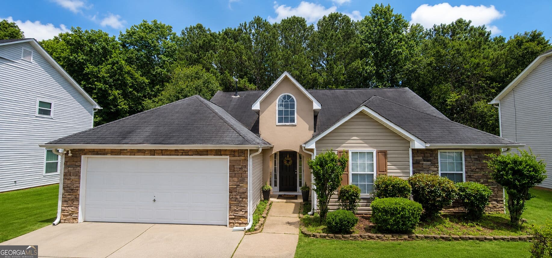 3 bedroom, 2 bathroom, 1,725 sq ft single family residence for rent at 346 Summer hill Circle, Stockbridge, GA 30281 for $1,900 a month — photo 1 of 1