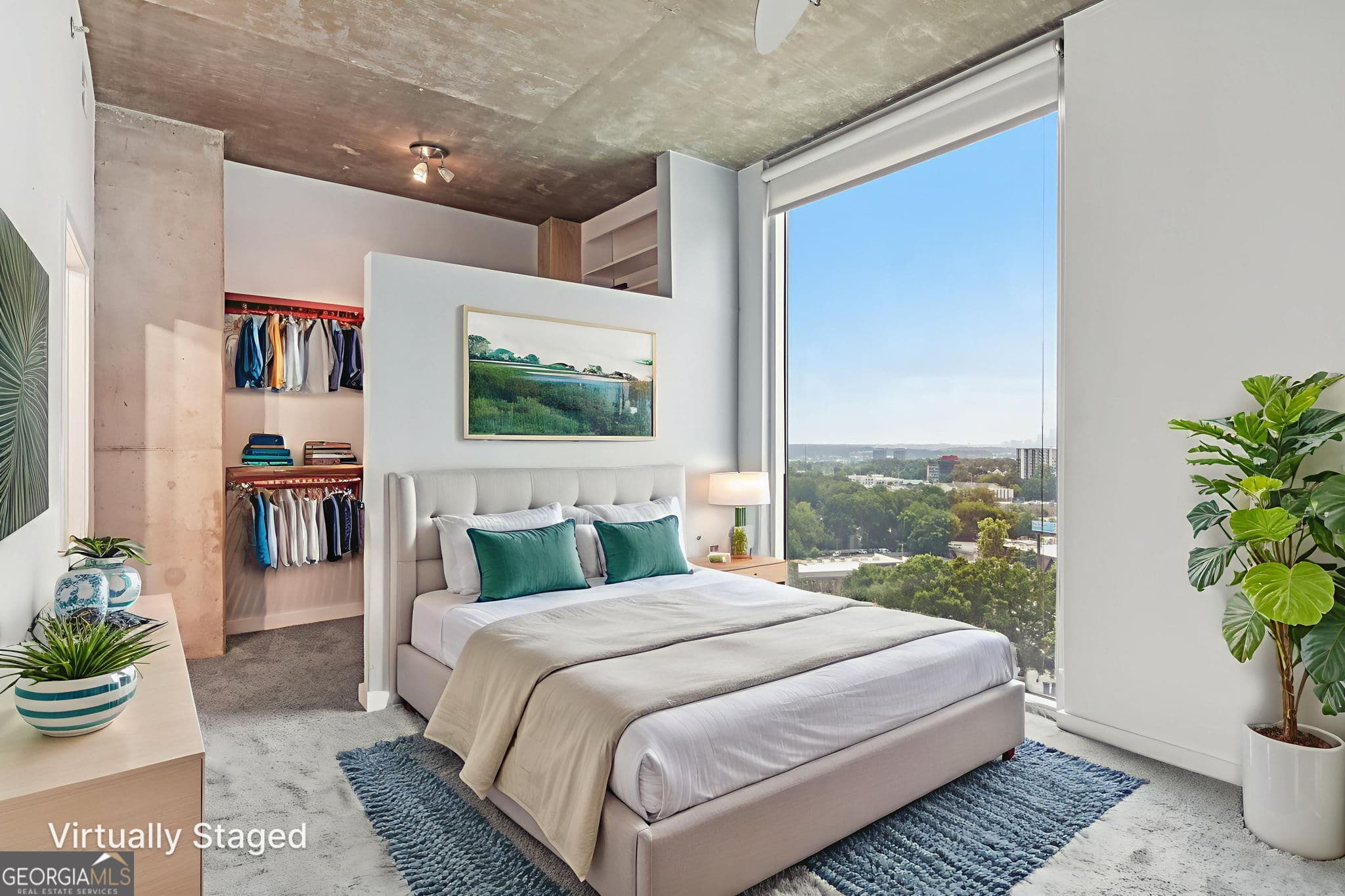 2 bedroom, 2 bathroom, 1,223 sq ft condominium for sale at 3324 Peachtree Road 1518, Atlanta, GA 30326 — photo 5