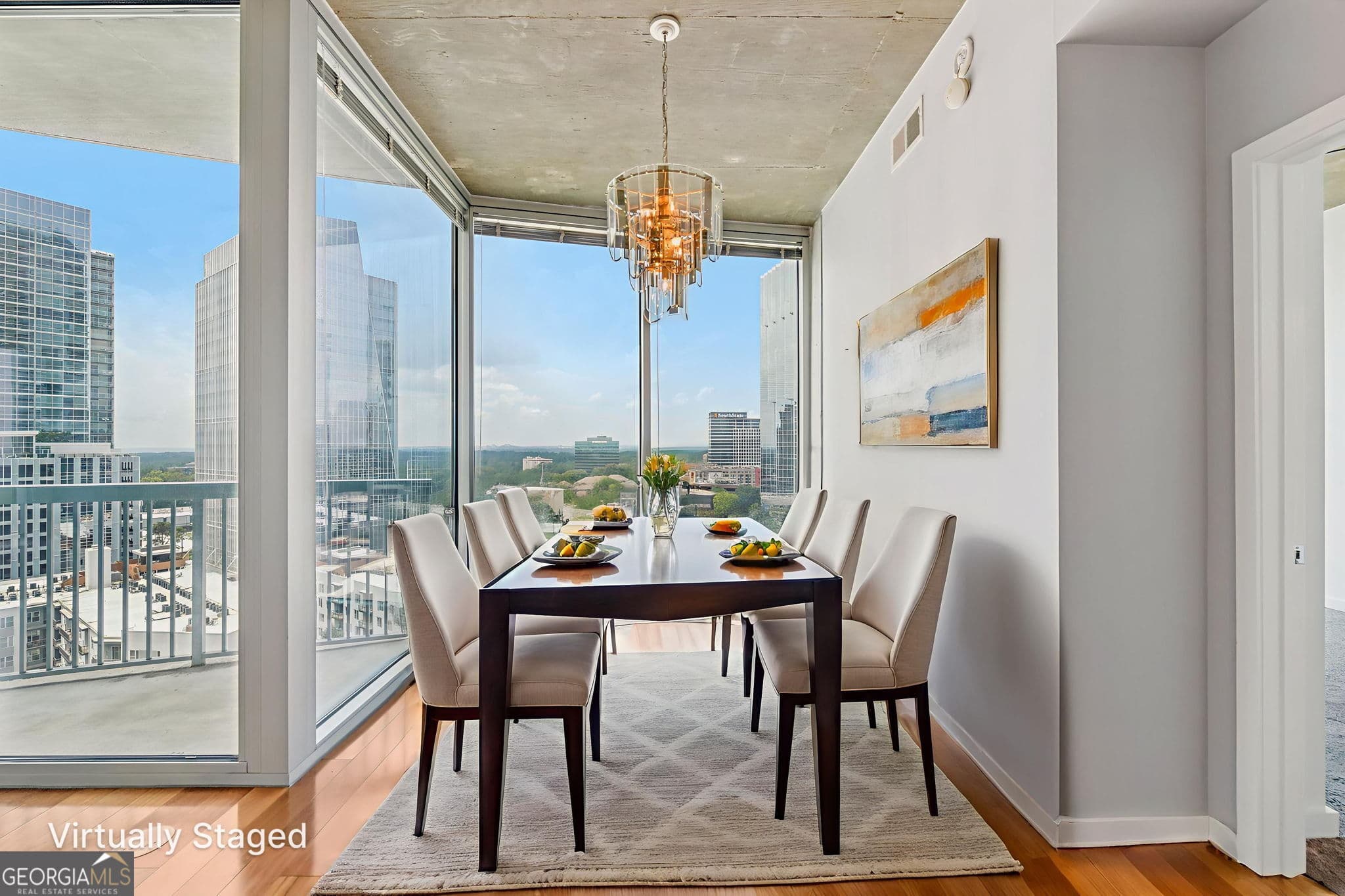 2 bedroom, 2 bathroom, 1,223 sq ft condominium for sale at 3324 Peachtree Road 1518, Atlanta, GA 30326 — photo 4