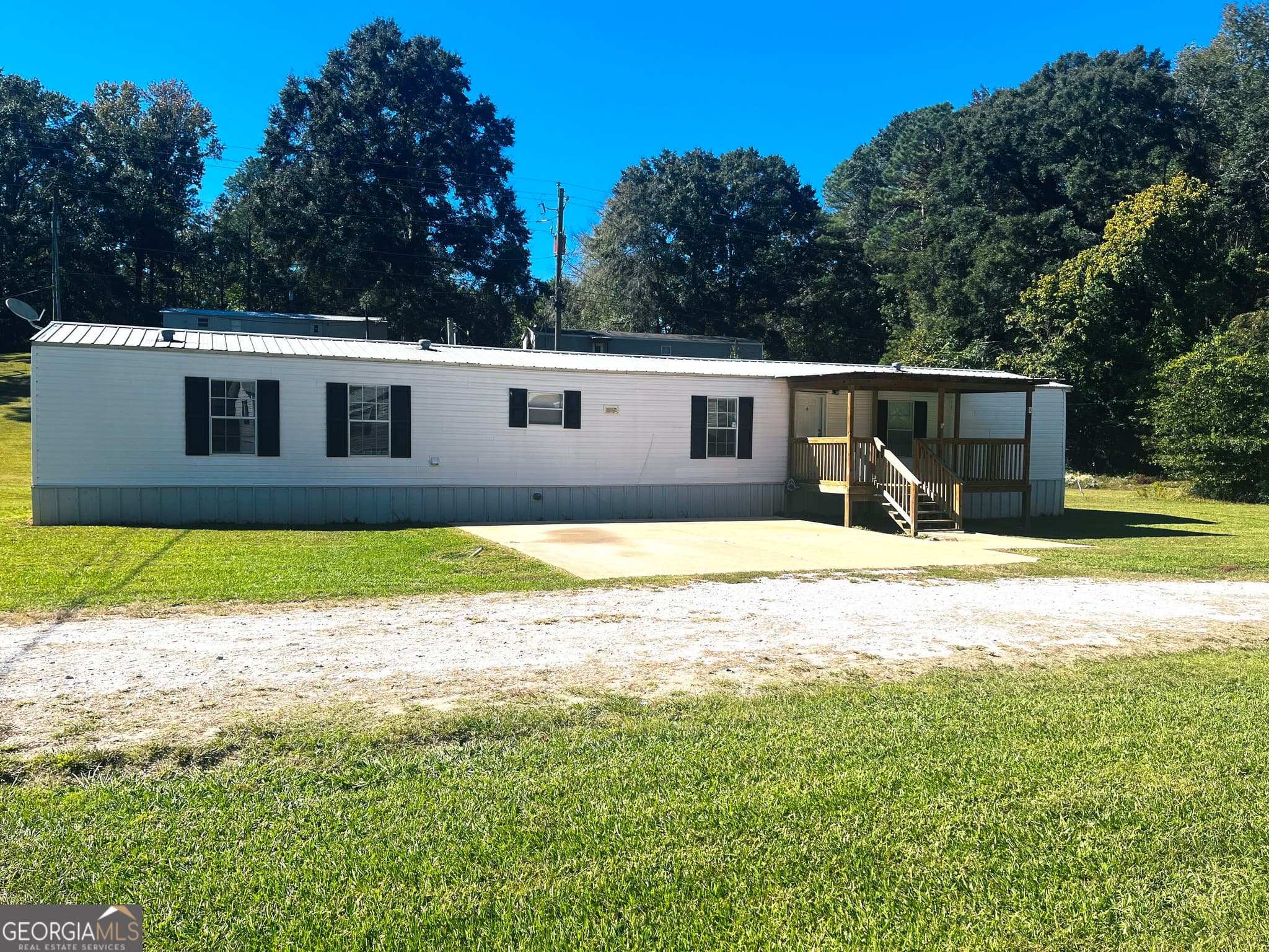 3 bedroom, 2 bathroom, 1,216 sq ft manufactured home,single family residence for rent at 4011 Mooty Bridge Road LOT 8, Lagrange, GA 30240 for $1,100 a month — photo 3