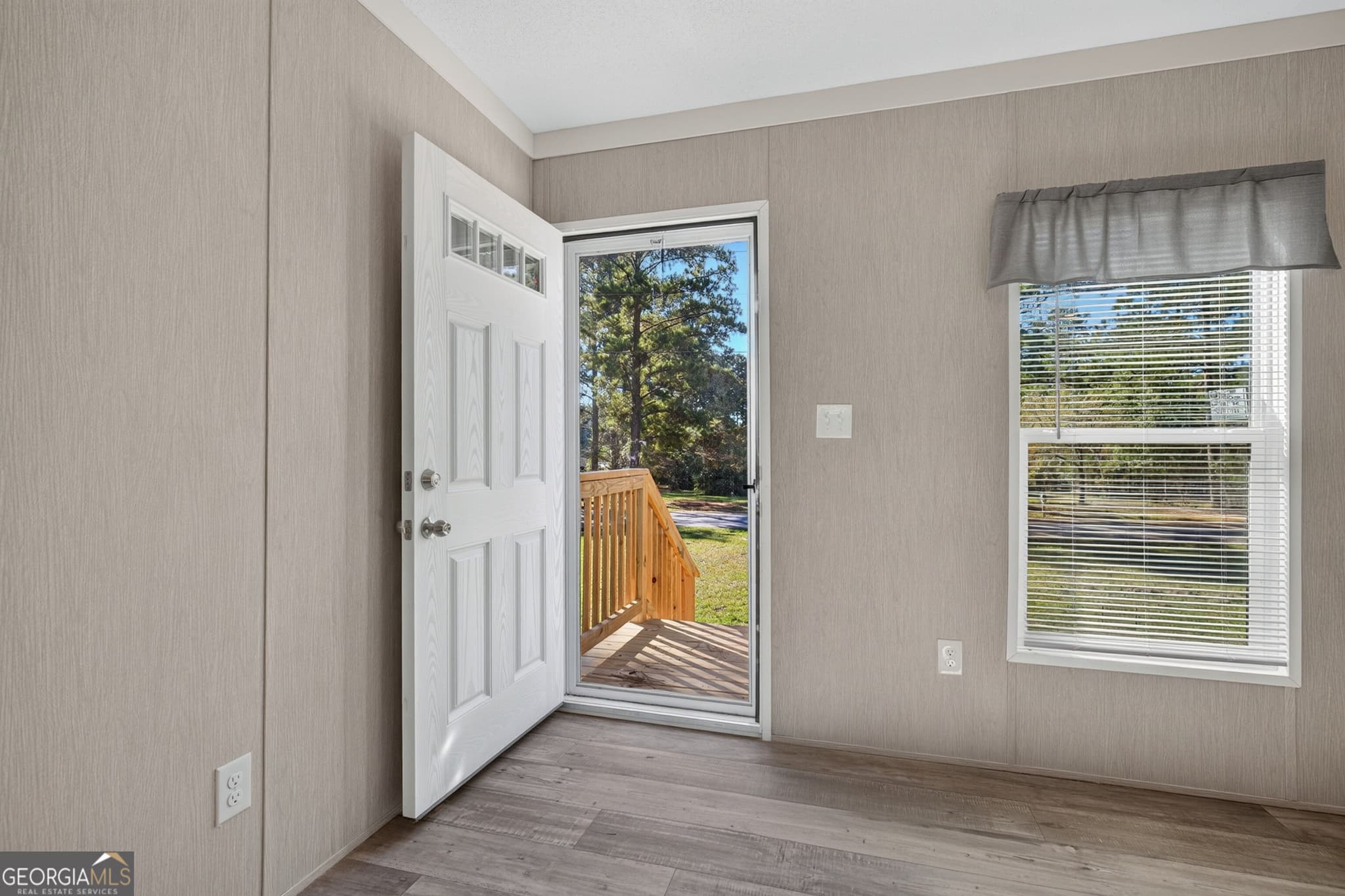 3 bedroom, 2.5 bathroom, 1,664 sq ft manufactured home,single family residence for sale at 21 Ridge Road, Ellabell, GA 31308 — photo 5