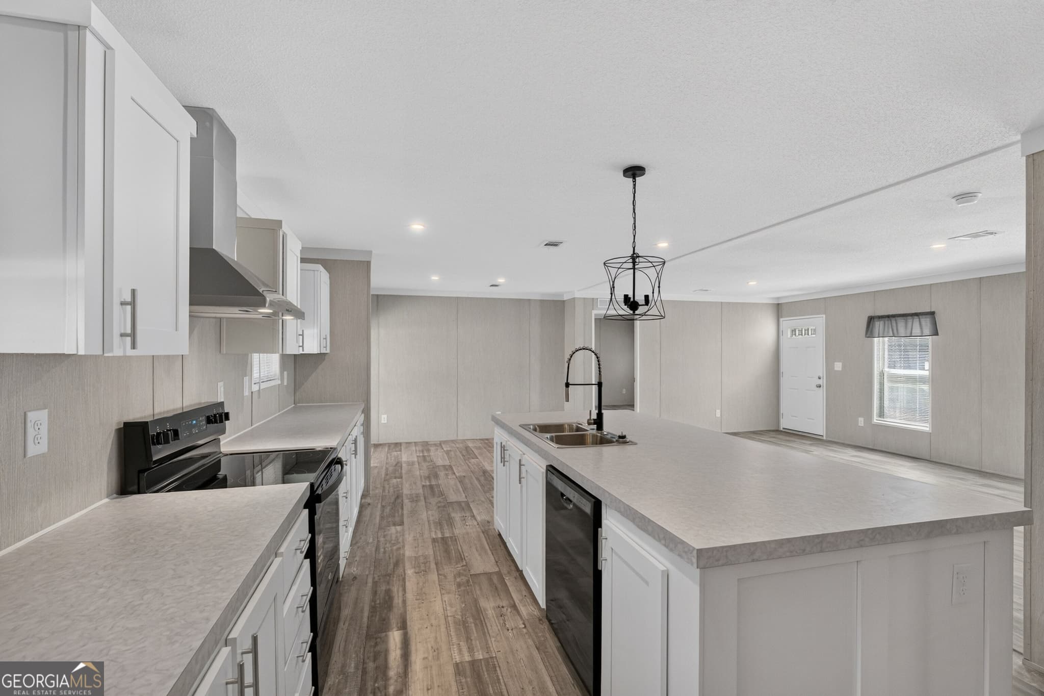 3 bedroom, 2.5 bathroom, 1,664 sq ft manufactured home,single family residence for sale at 21 Ridge Road, Ellabell, GA 31308 — photo 8