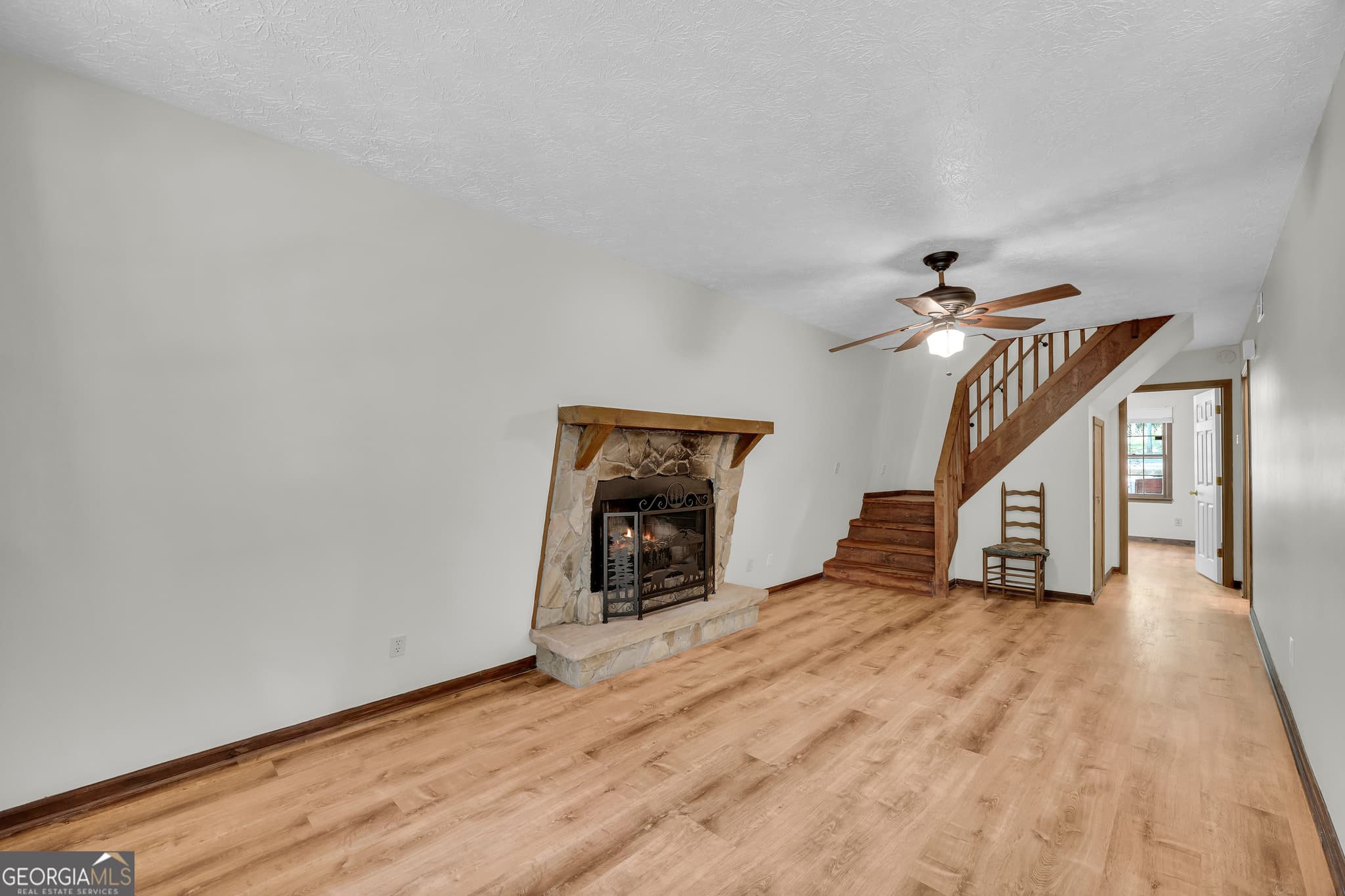 3 bedroom, 2 bathroom, 1,400 sq ft single family residence for sale at 38 Morwood Valley Trail, Cleveland, GA 30528 — photo 8