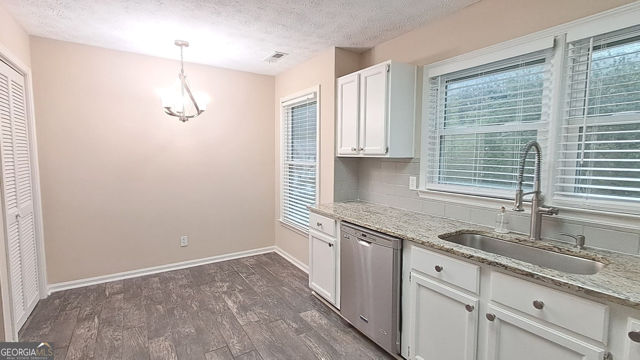 2 bedroom, 2 bathroom, 1,222 sq ft condominium for sale at 3024 Camden Way, Alpharetta, GA 30005 — photo 10