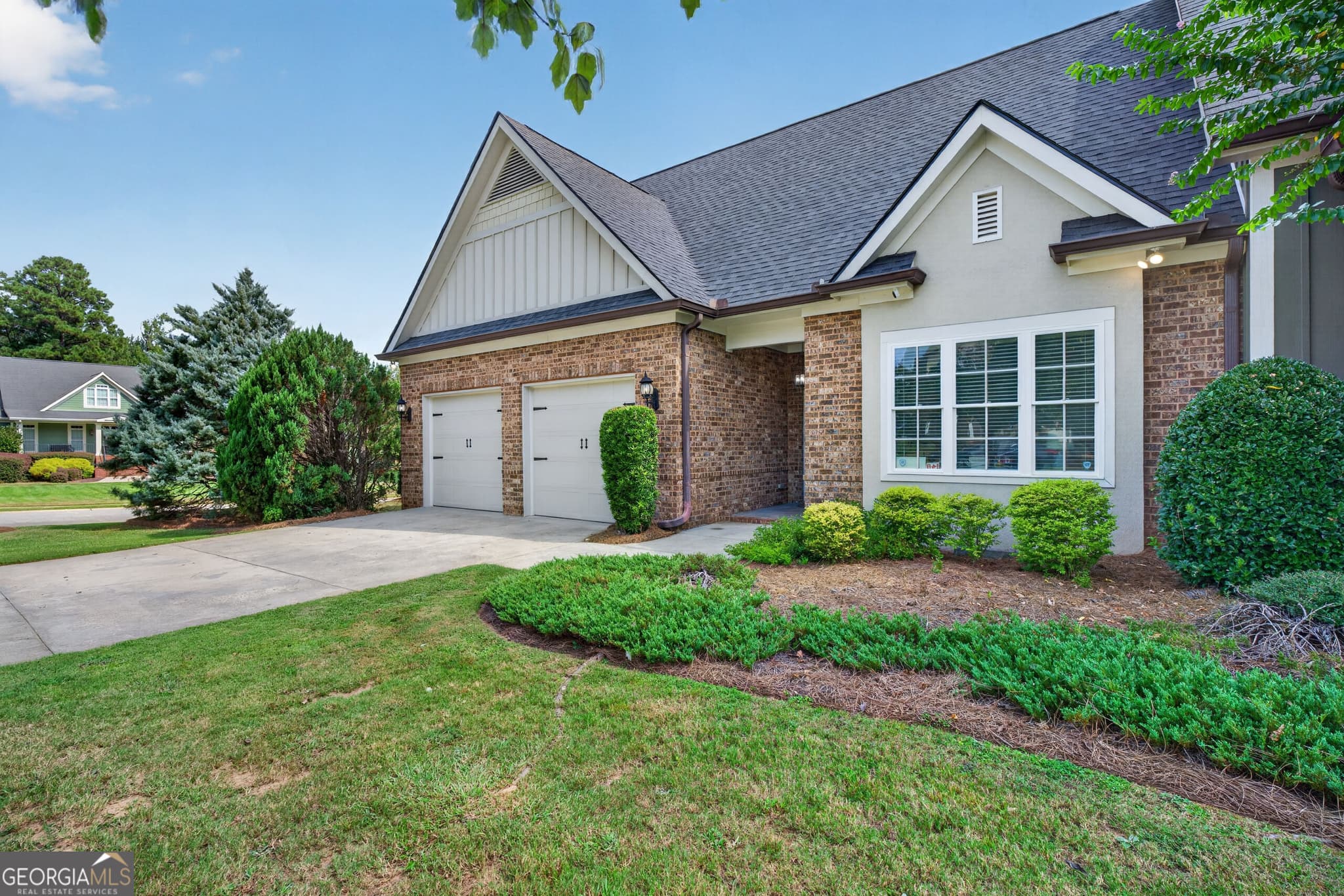 3 bedroom, 2 bathroom, 2,224 sq ft single family residence for sale at 402 Leamington Lane, Macon, GA 31220 — photo 7