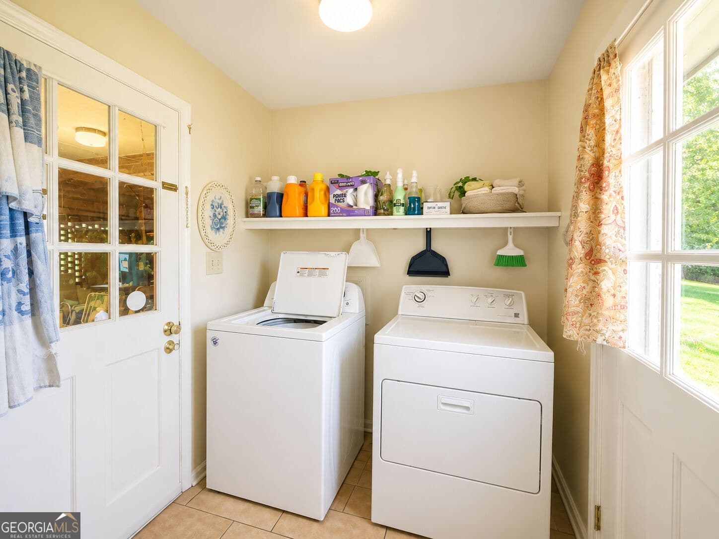 3 bedroom, 2 bathroom, 1,811 sq ft single family residence for sale at 4917 Holly Hill Road, Albany, GA 31721 — photo 9