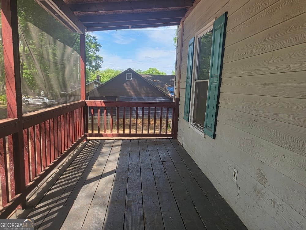 4 bedroom, 1 bathroom, 1,252 sq ft single family residence for sale at 3127 Hendrix Circle, Covington, GA 30014 — photo 4