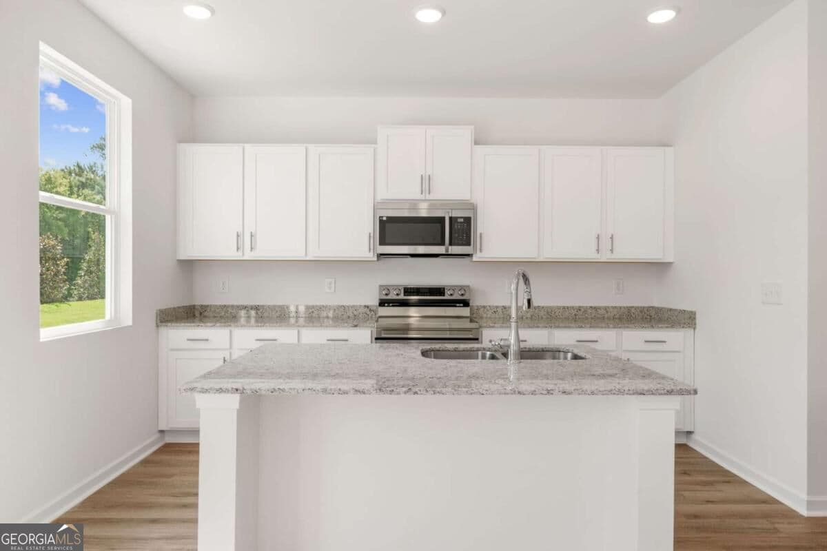 4 bedroom, 2.5 bathroom, 2,148 sq ft single family residence for sale at 104 Bluefin Street LOT 3, Adairsville, GA 30103 — photo 6