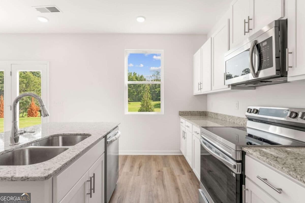 4 bedroom, 2.5 bathroom, 2,148 sq ft single family residence for sale at 104 Bluefin Street LOT 3, Adairsville, GA 30103 — photo 7
