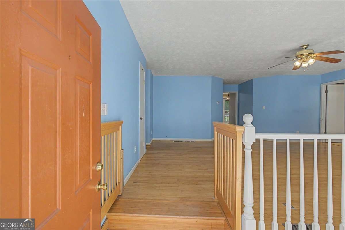 3 bedroom, 3 bathroom, 2,244 sq ft single family residence for sale at 2276 Mohawk Trail, Acworth, GA 30102 — photo 7