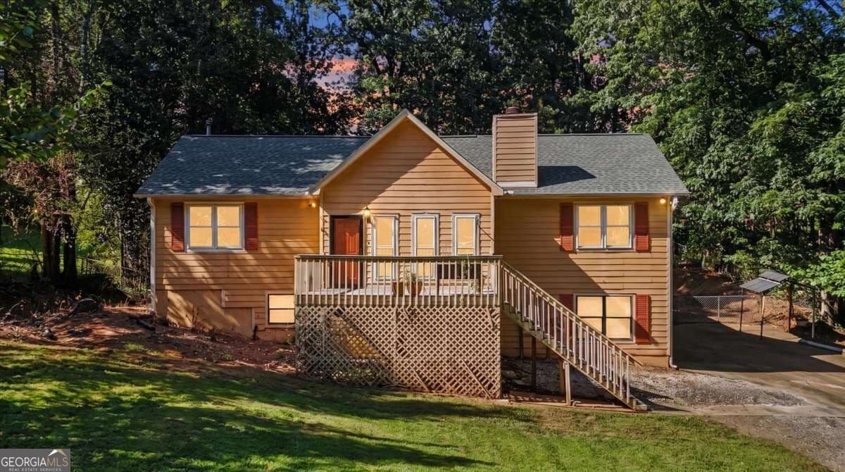 3 bedroom, 3 bathroom, 2,244 sq ft single family residence for sale at 2276 Mohawk Trail, Acworth, GA 30102